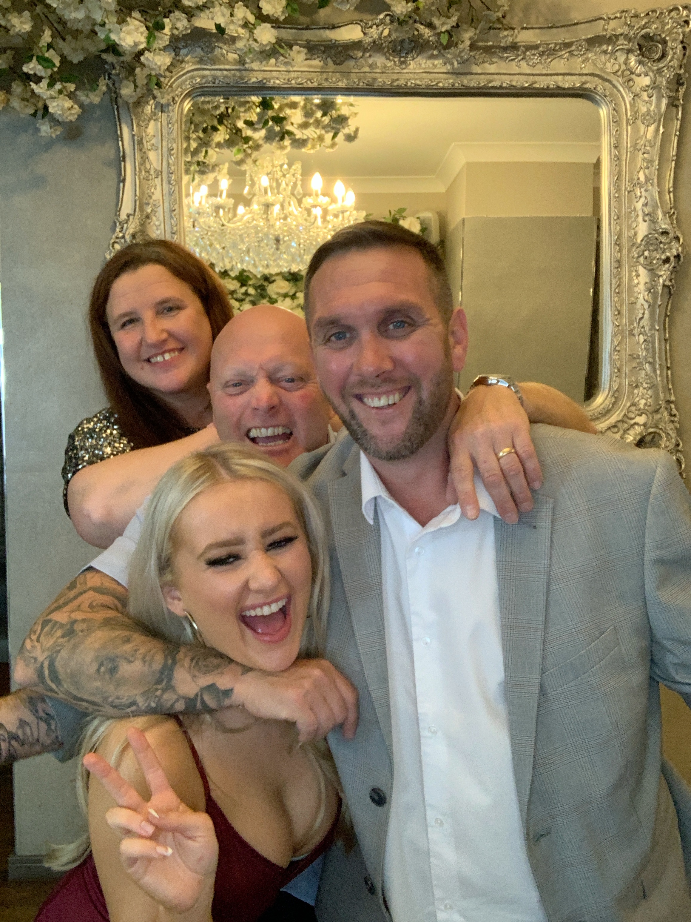 Mr & Mrs Thompson  | View more photos from the event at gallery.magicimages.uk/u/MagicImages/Mr-Mrs-Thompson