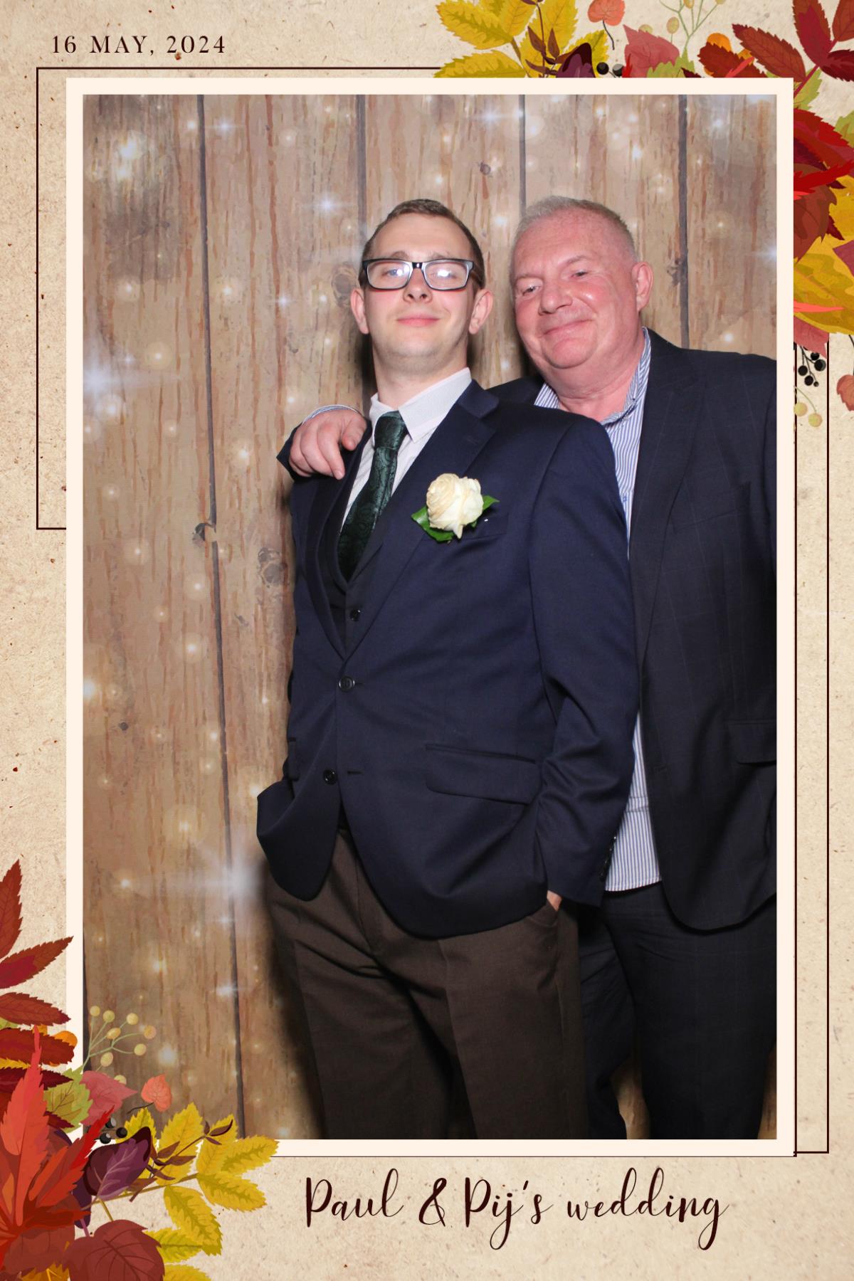 Paul & Pij  | View more photos from the event at gallery.magicimages.uk/u/MagicImages/Paul-Pij