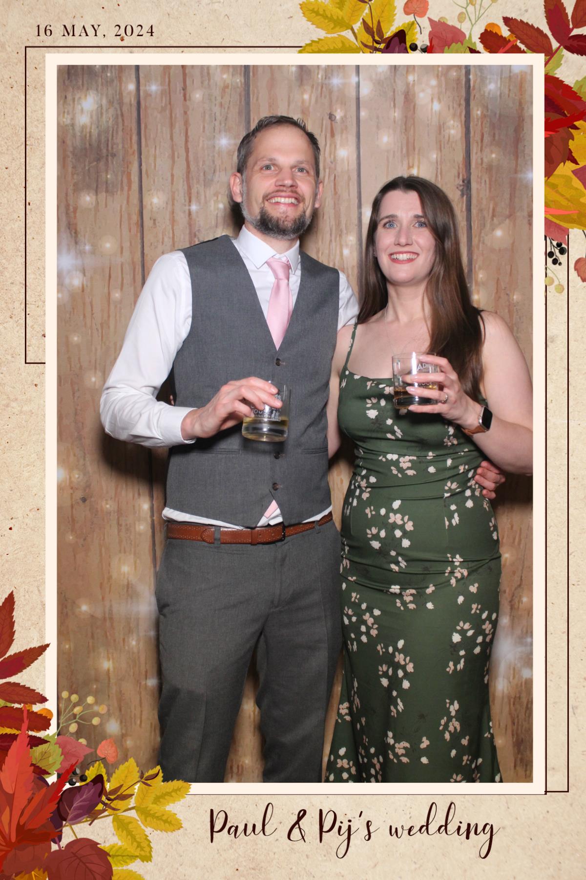 Paul & Pij  | View more photos from the event at gallery.magicimages.uk/u/MagicImages/Paul-Pij