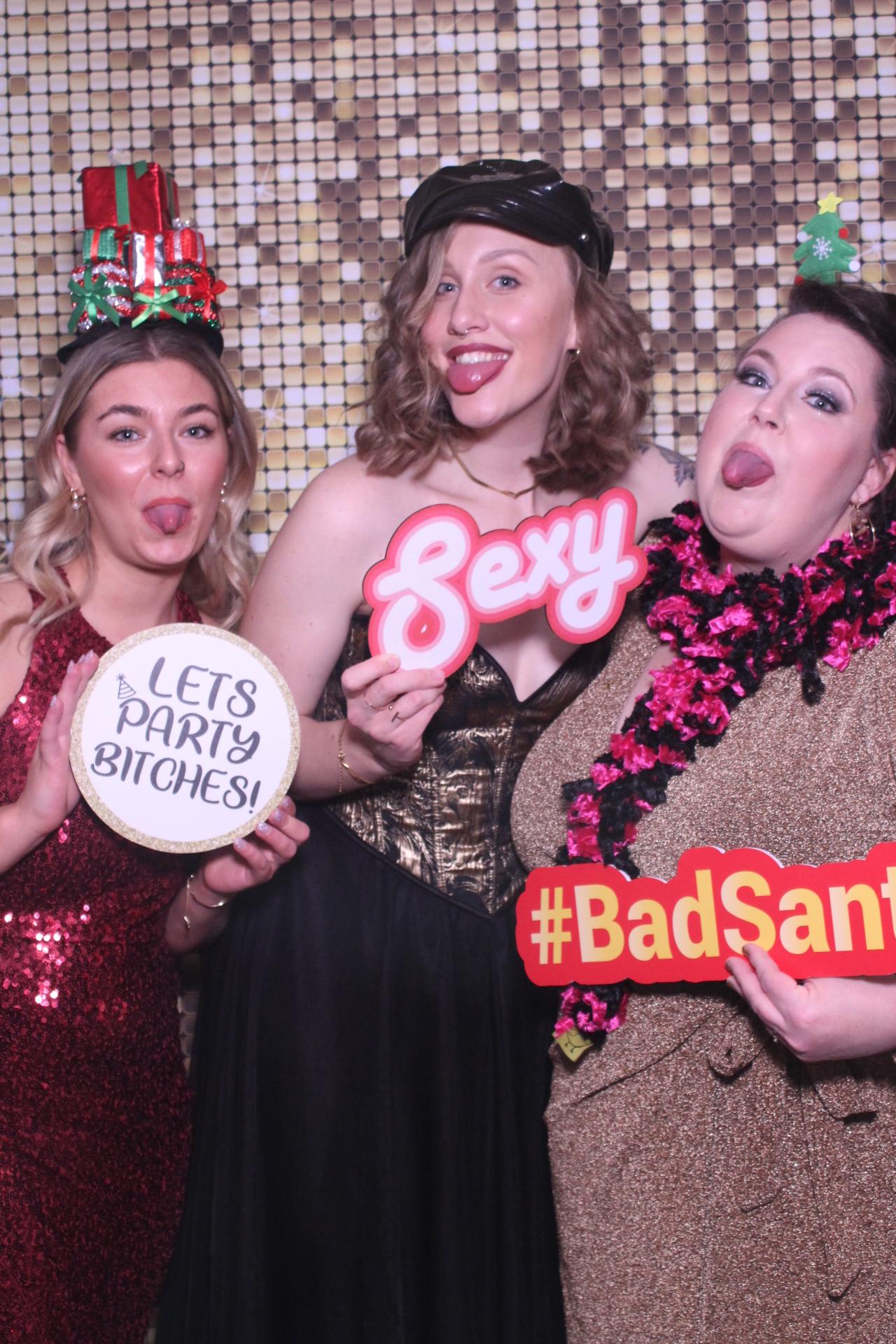 Ramsdens International Christmas Party  | View more photos from the event at gallery.magicimages.uk/u/MagicImages/Ramsdens-International-Christmas-Party