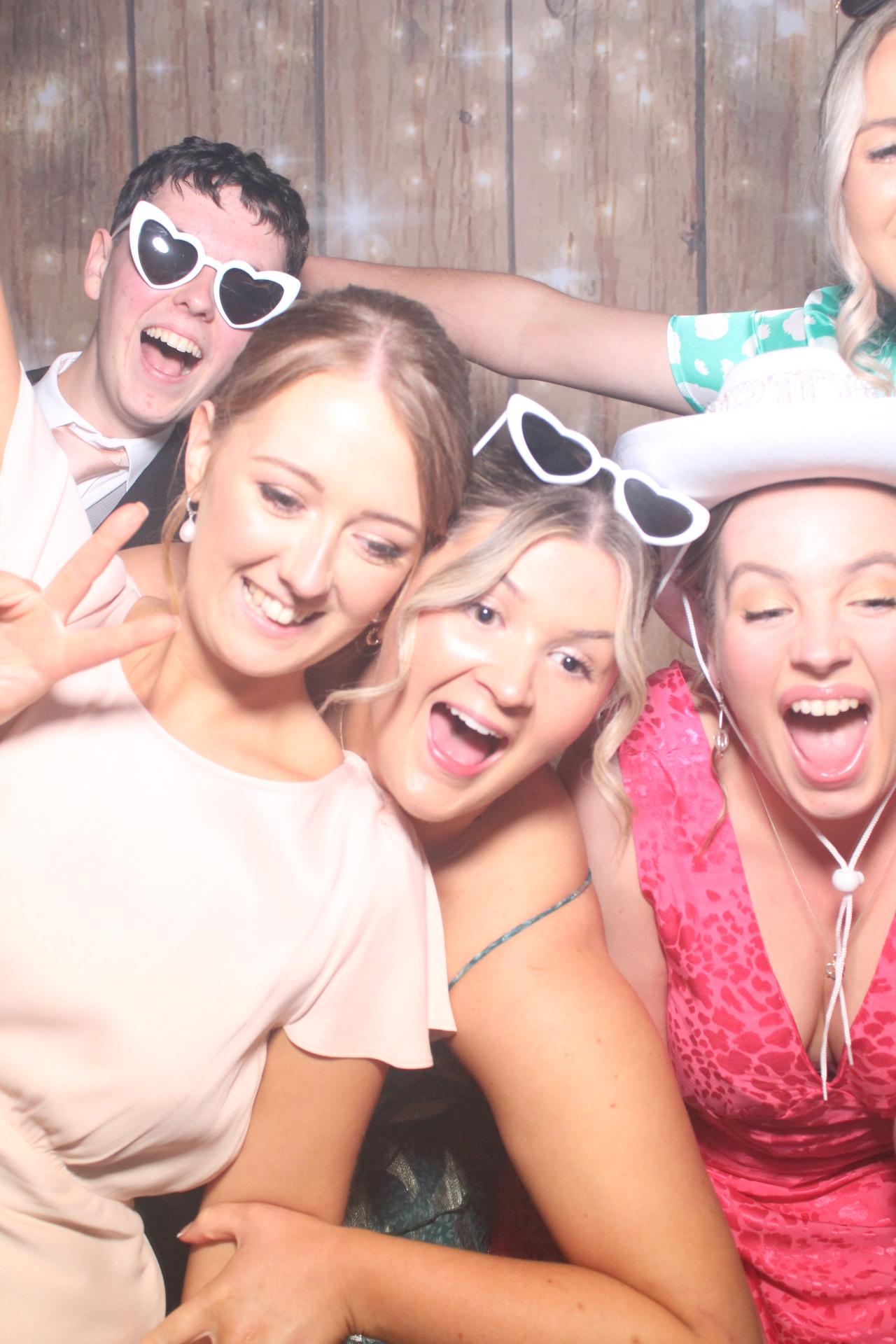 Sioned & Will  | View more photos from the event at gallery.magicimages.uk/u/MagicImages/Sioned-Will