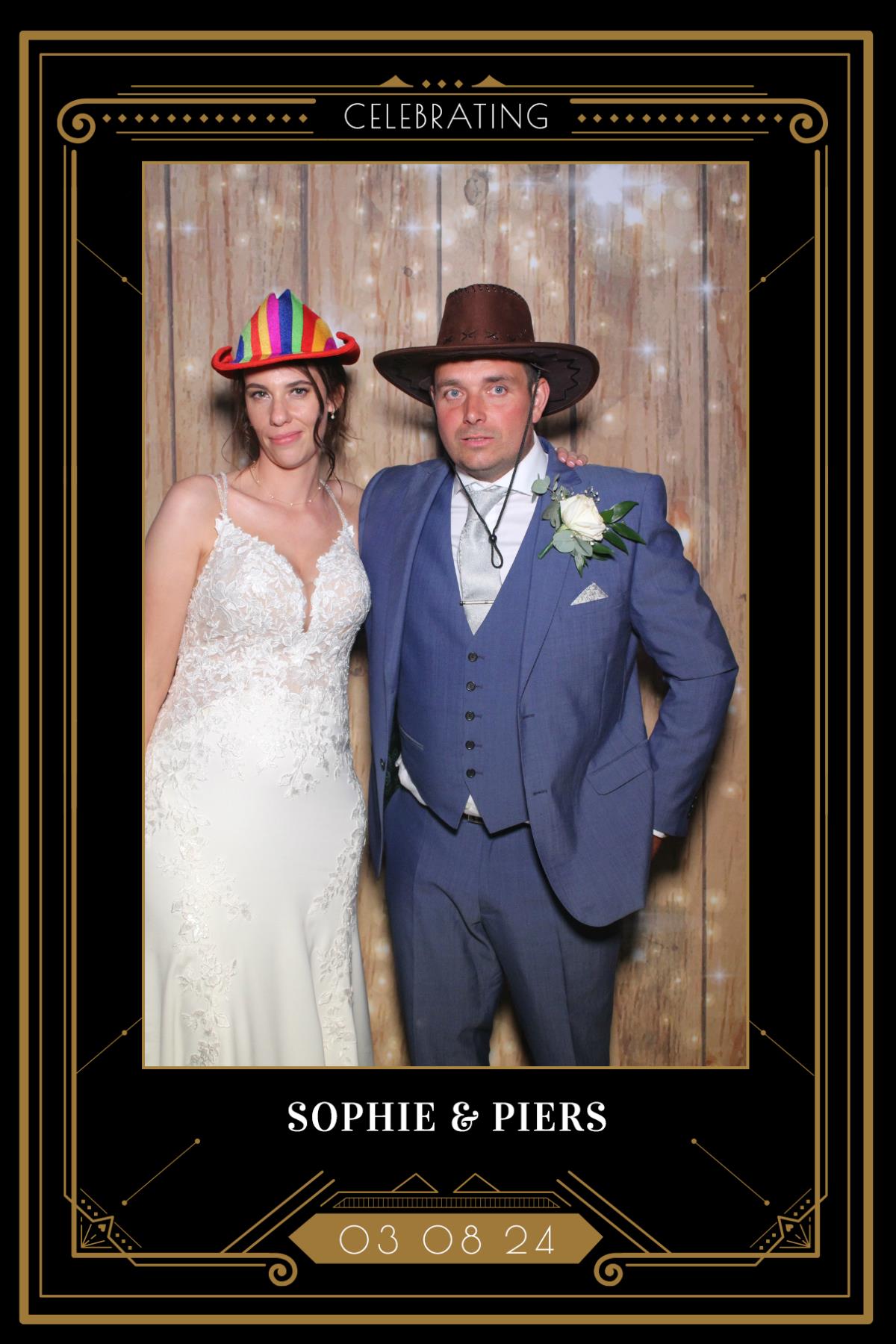Sophie & Piers | View more photos from the event at gallery.magicimages.uk/u/MagicImages/Sophie-Piers