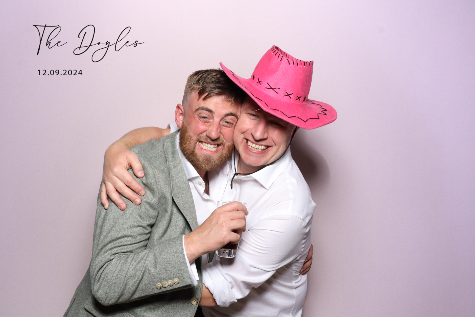 The Doyles | View more photos from the event at gallery.magicimages.uk/u/MagicImages/The-Doyles