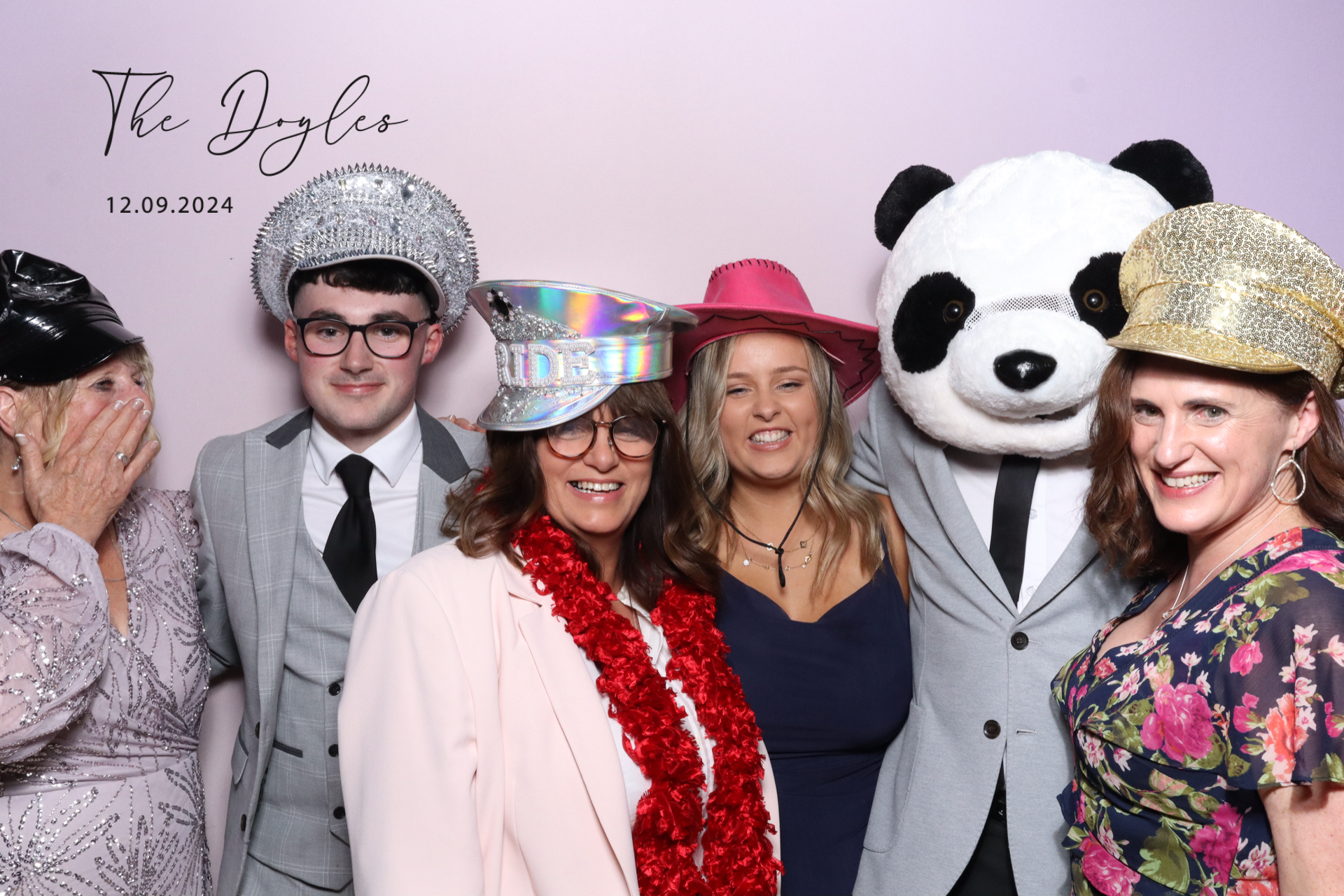 The Doyles | View more photos from the event at gallery.magicimages.uk/u/MagicImages/The-Doyles