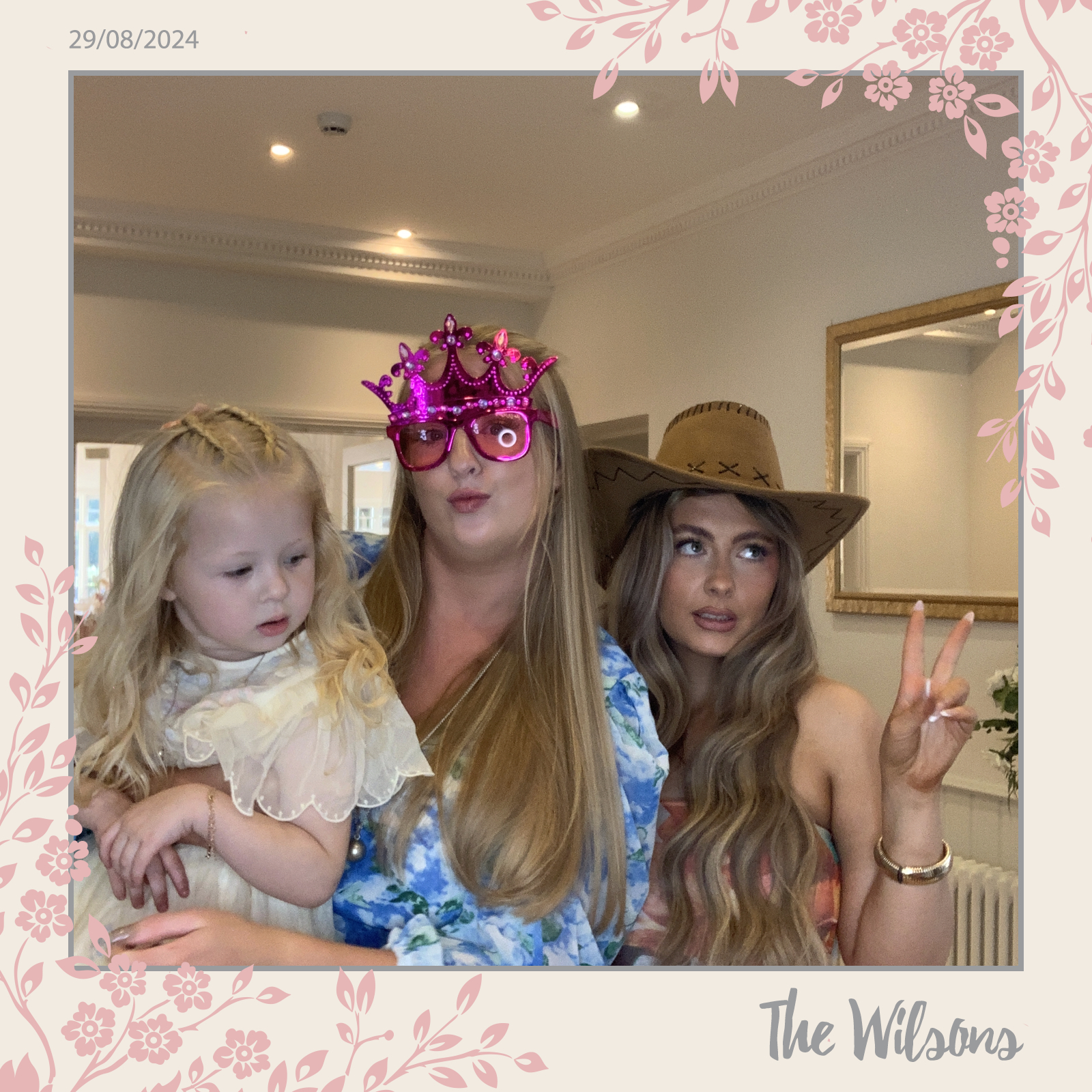 The Wilsons  | View more photos from the event at gallery.magicimages.uk/u/MagicImages/The-Wilsons
