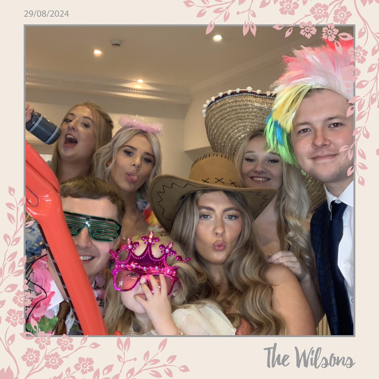 The Wilsons  | View more photos from the event at gallery.magicimages.uk/u/MagicImages/The-Wilsons