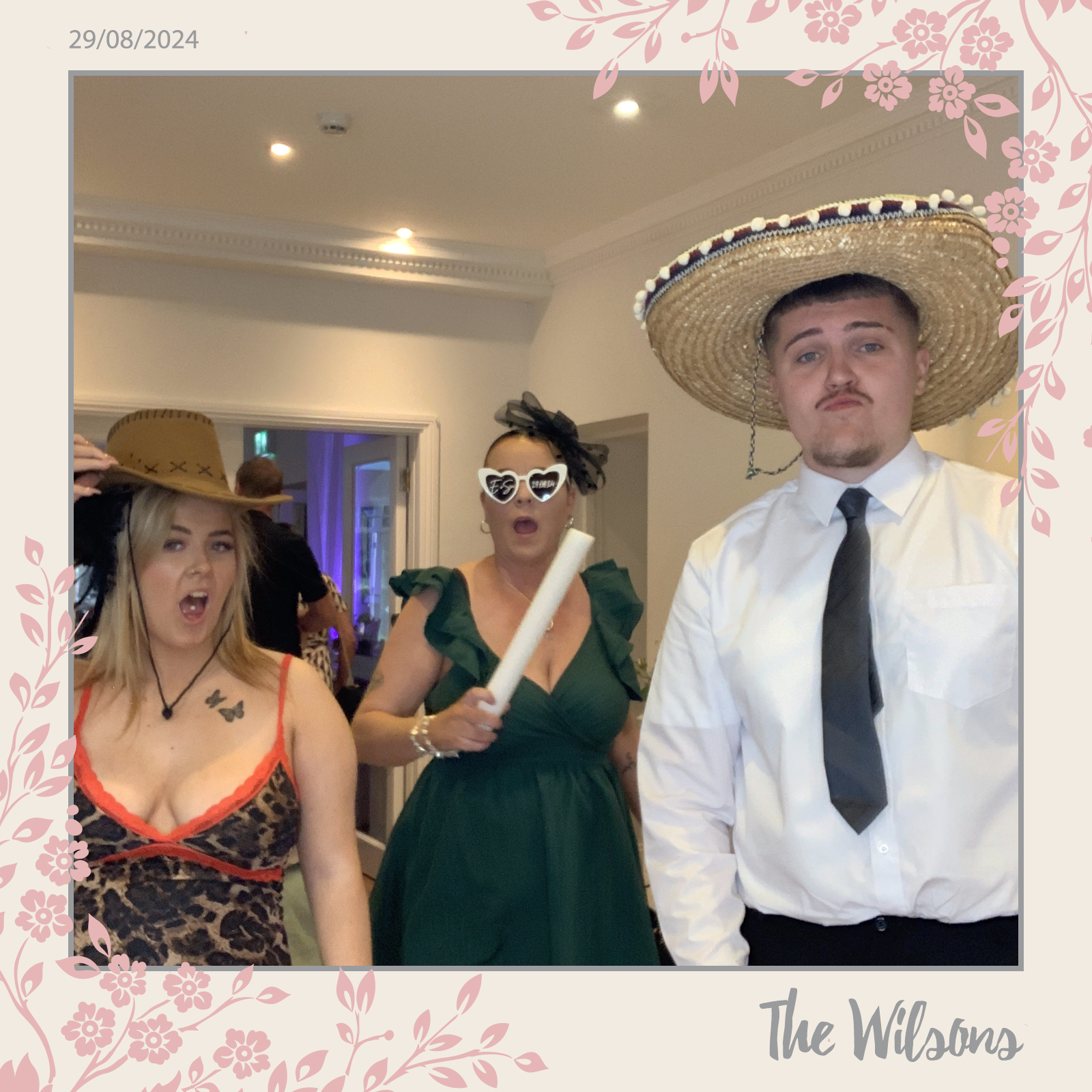 The Wilsons  | View more photos from the event at gallery.magicimages.uk/u/MagicImages/The-Wilsons