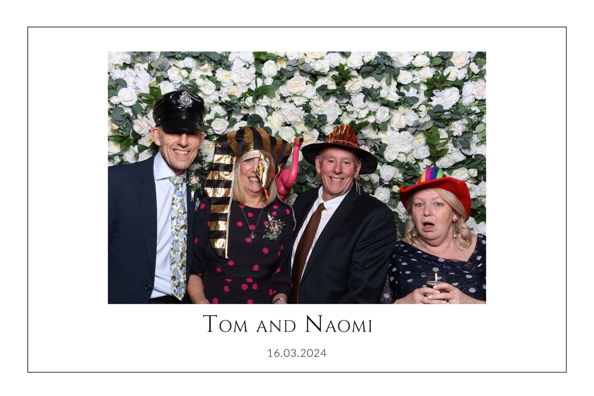 Tom & Naomi  | View more photos from the event at gallery.magicimages.uk/u/MagicImages/Tom-Naomi