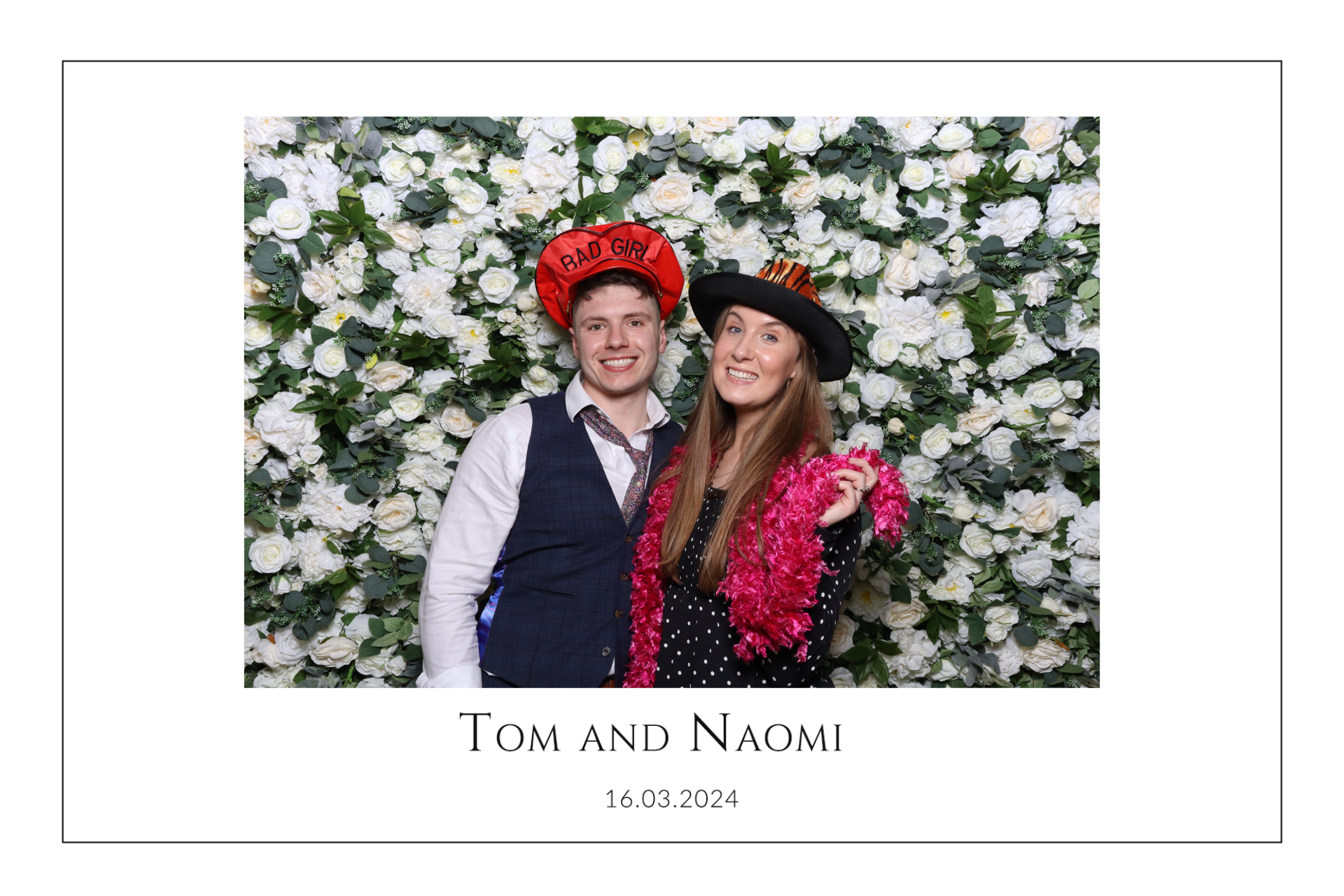 Tom & Naomi  | View more photos from the event at gallery.magicimages.uk/u/MagicImages/Tom-Naomi