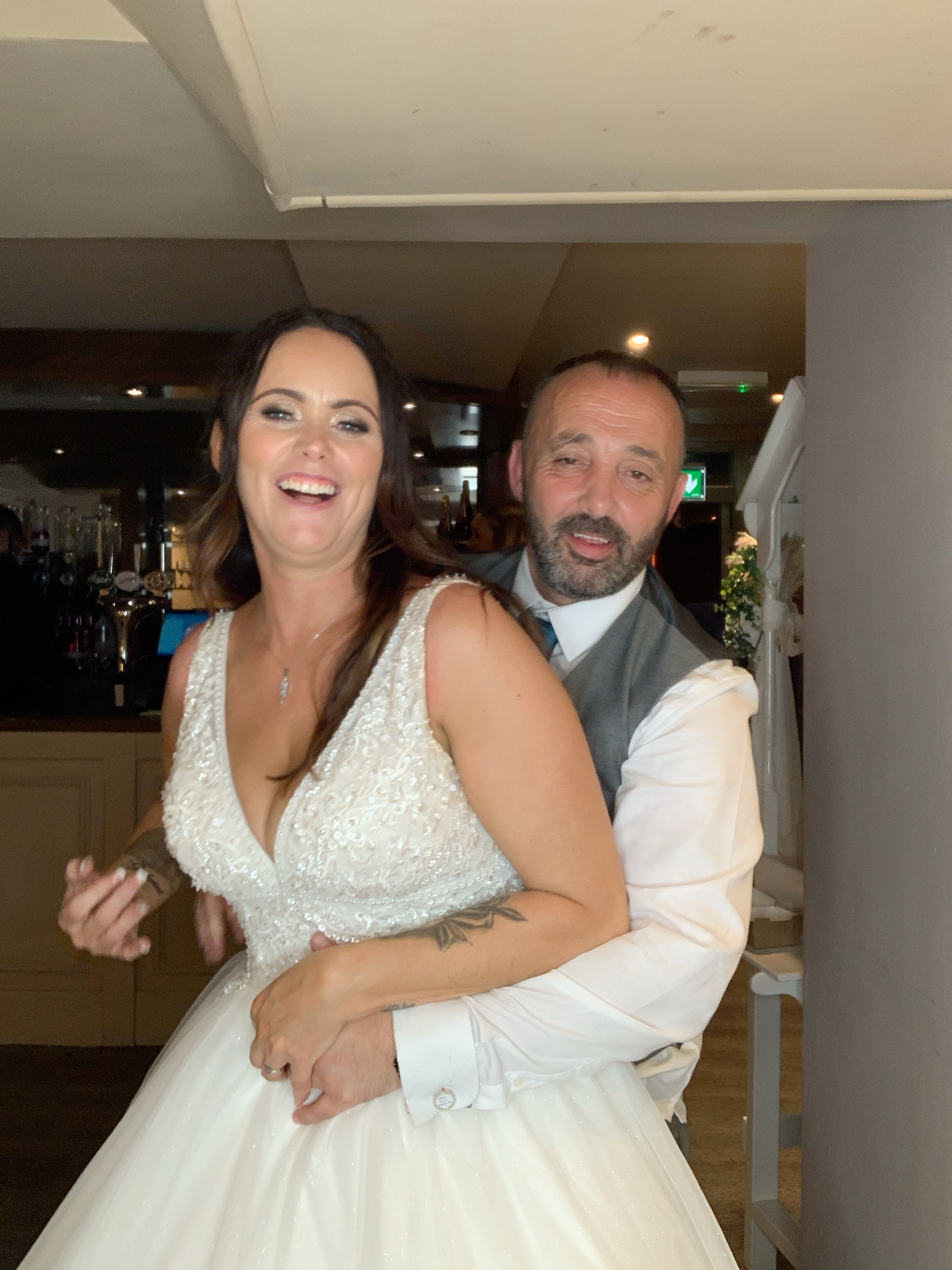 Tracy & Paul  | View more photos from the event at gallery.magicimages.uk/u/MagicImages/Tracy-Paul