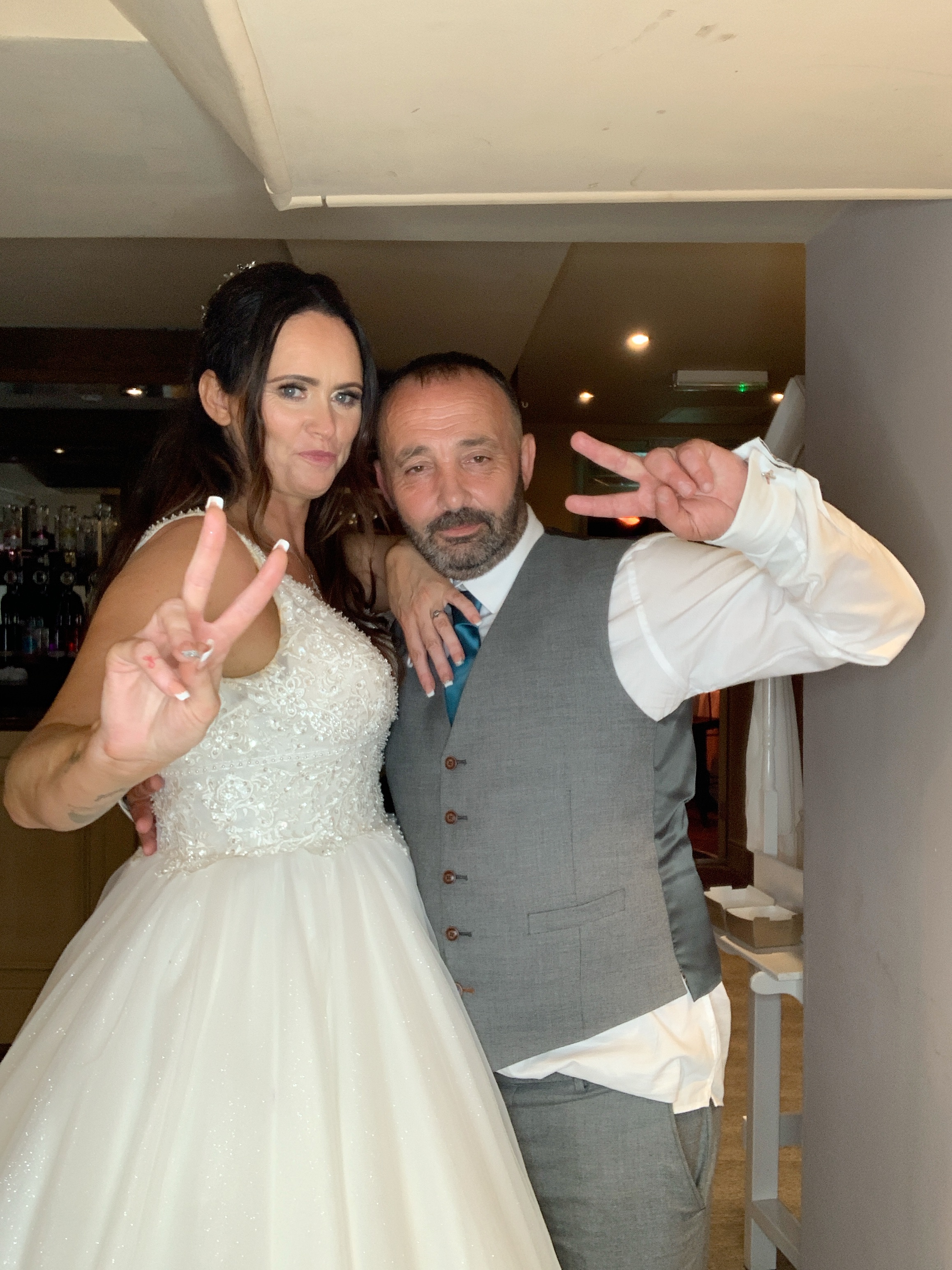 Tracy & Paul  | View more photos from the event at gallery.magicimages.uk/u/MagicImages/Tracy-Paul