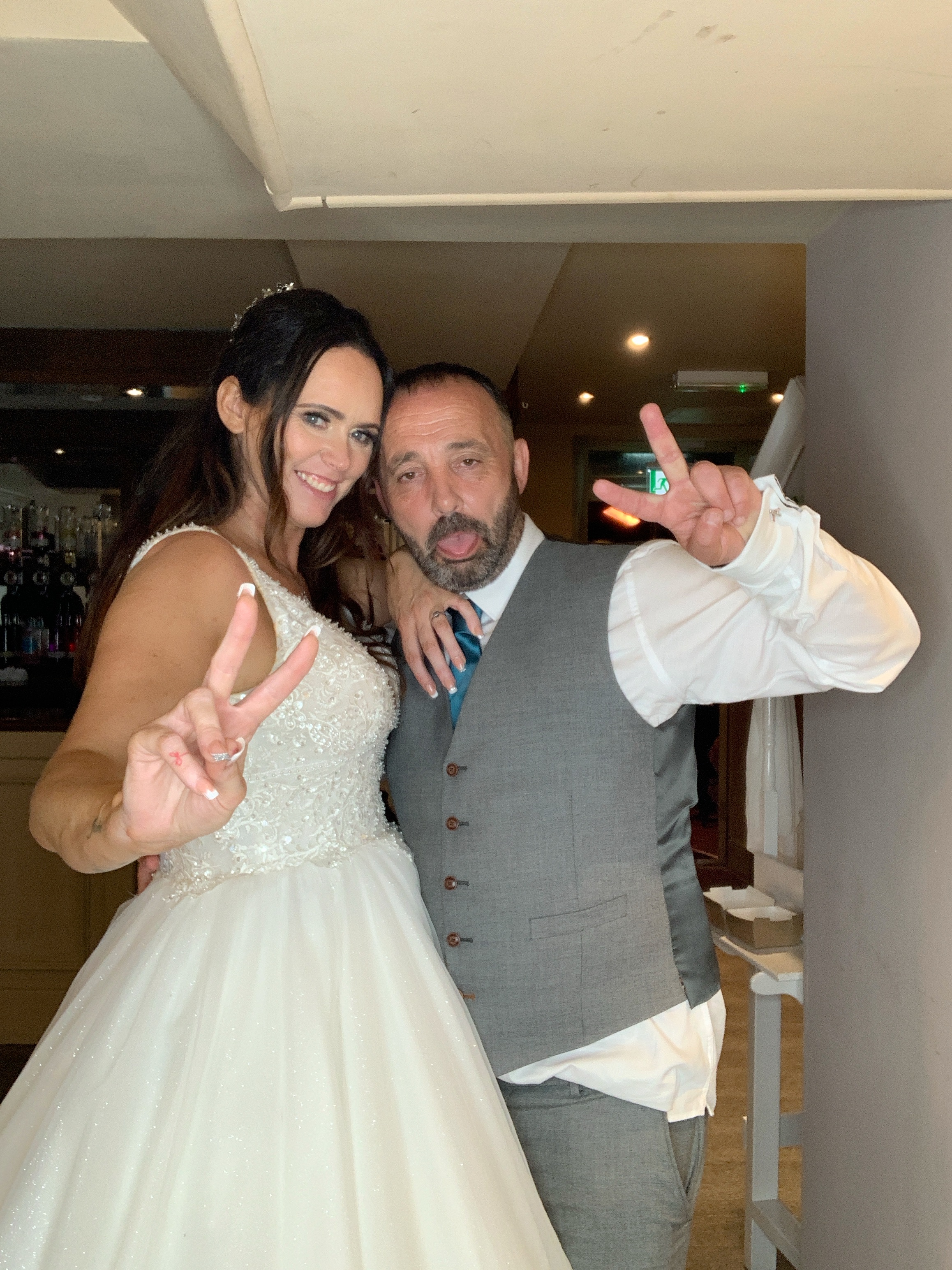 Tracy & Paul  | View more photos from the event at gallery.magicimages.uk/u/MagicImages/Tracy-Paul