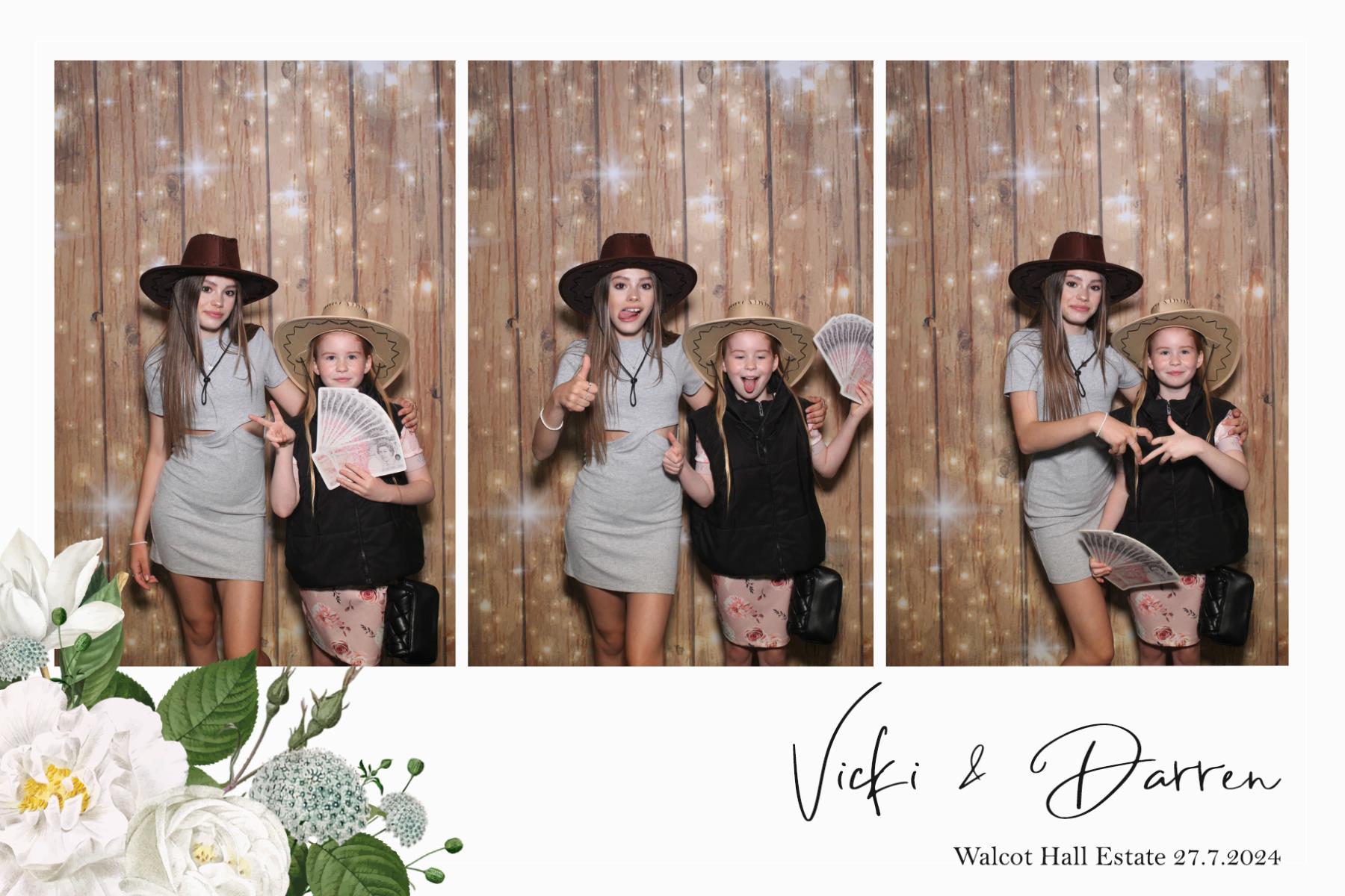 Vicki & Darren  | View more photos from the event at gallery.magicimages.uk/u/MagicImages/Vicki-Darren