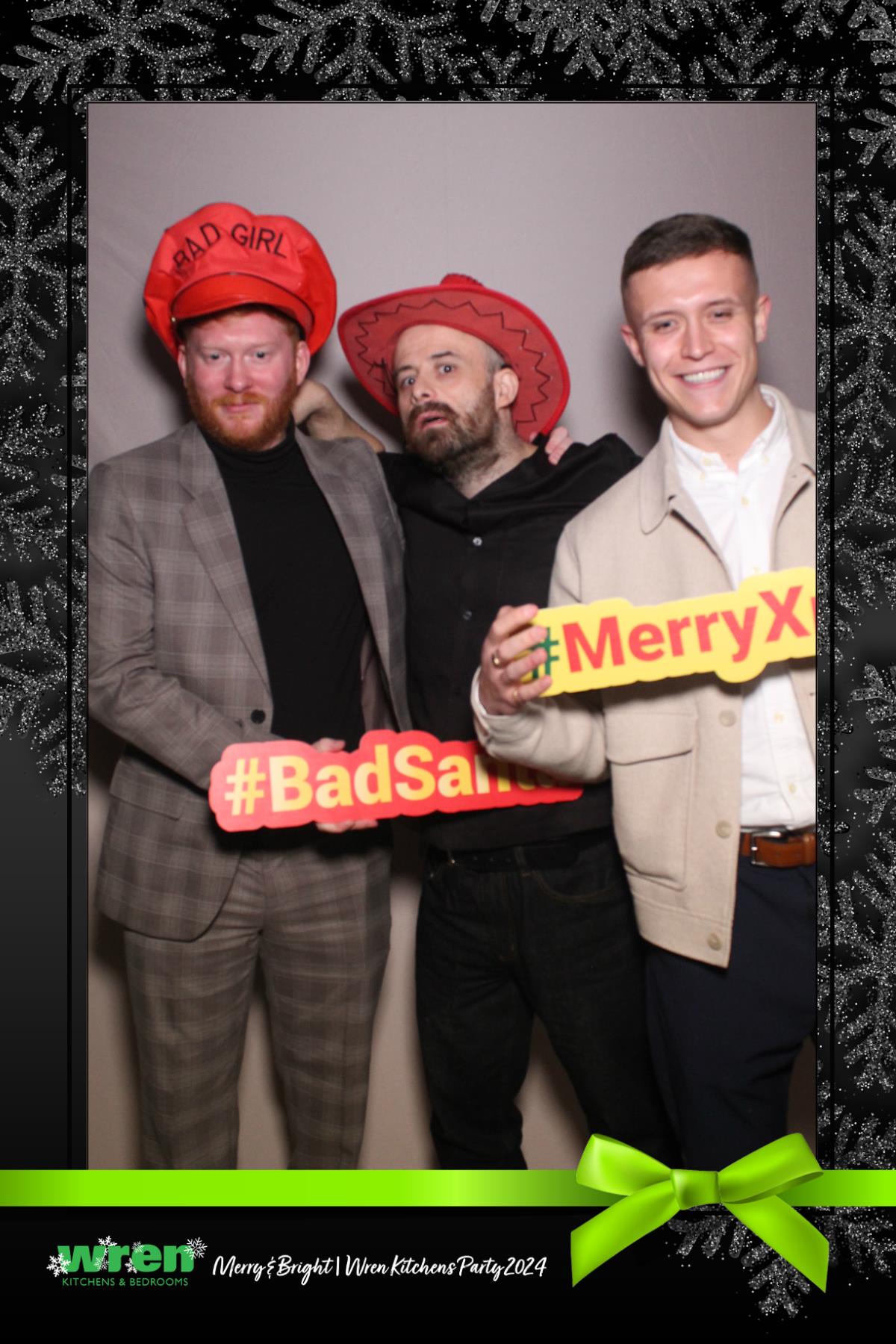 Wren Christmas Party  | View more photos from the event at gallery.magicimages.uk/u/MagicImages/Wren-Christmas-Party