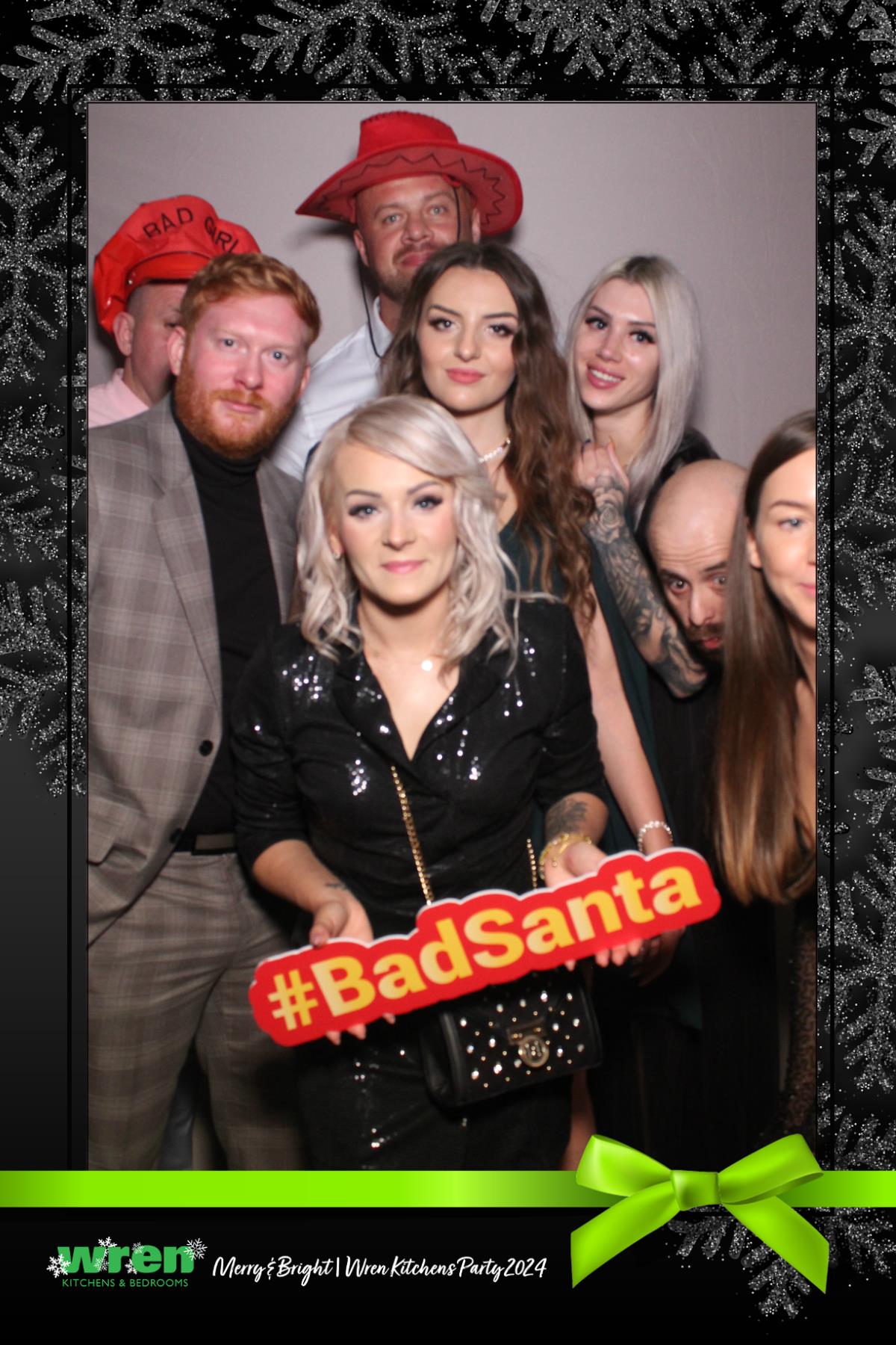 Wren Christmas Party  | View more photos from the event at gallery.magicimages.uk/u/MagicImages/Wren-Christmas-Party