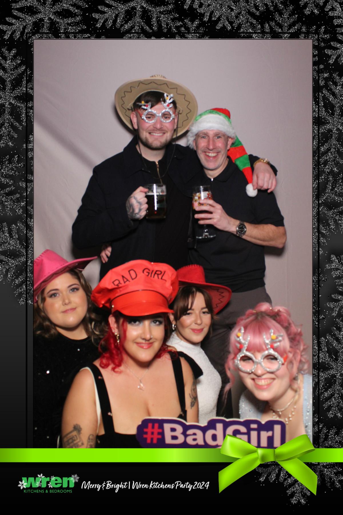 Wren Christmas Party  | View more photos from the event at gallery.magicimages.uk/u/MagicImages/Wren-Christmas-Party