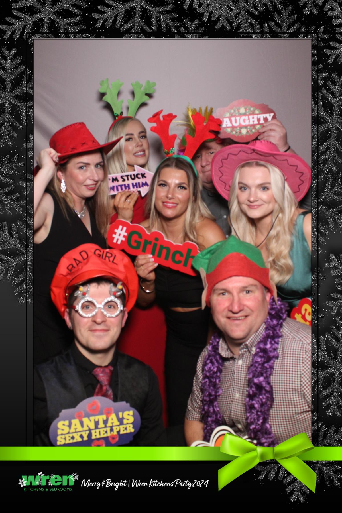 Wren Christmas Party  | View more photos from the event at gallery.magicimages.uk/u/MagicImages/Wren-Christmas-Party