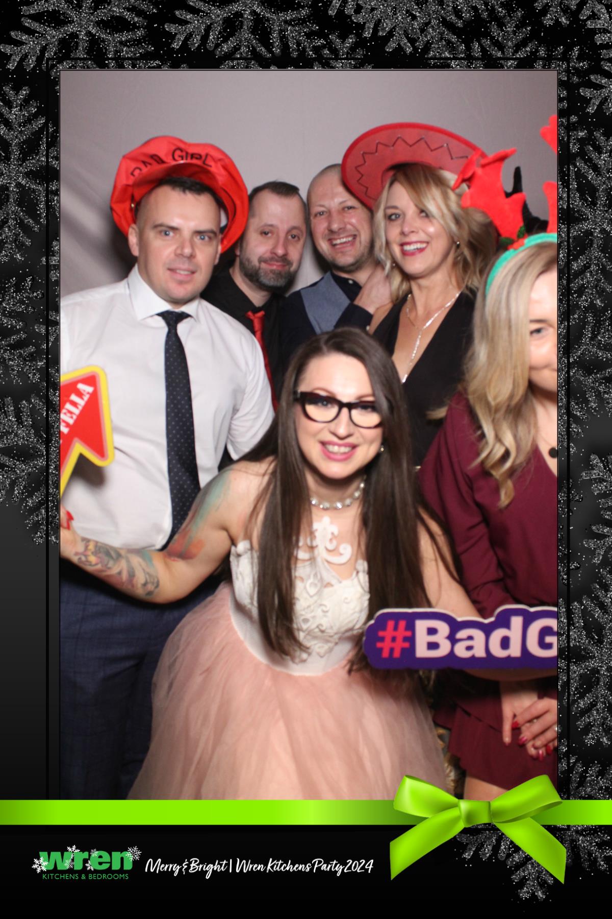 Wren Christmas Party  | View more photos from the event at gallery.magicimages.uk/u/MagicImages/Wren-Christmas-Party