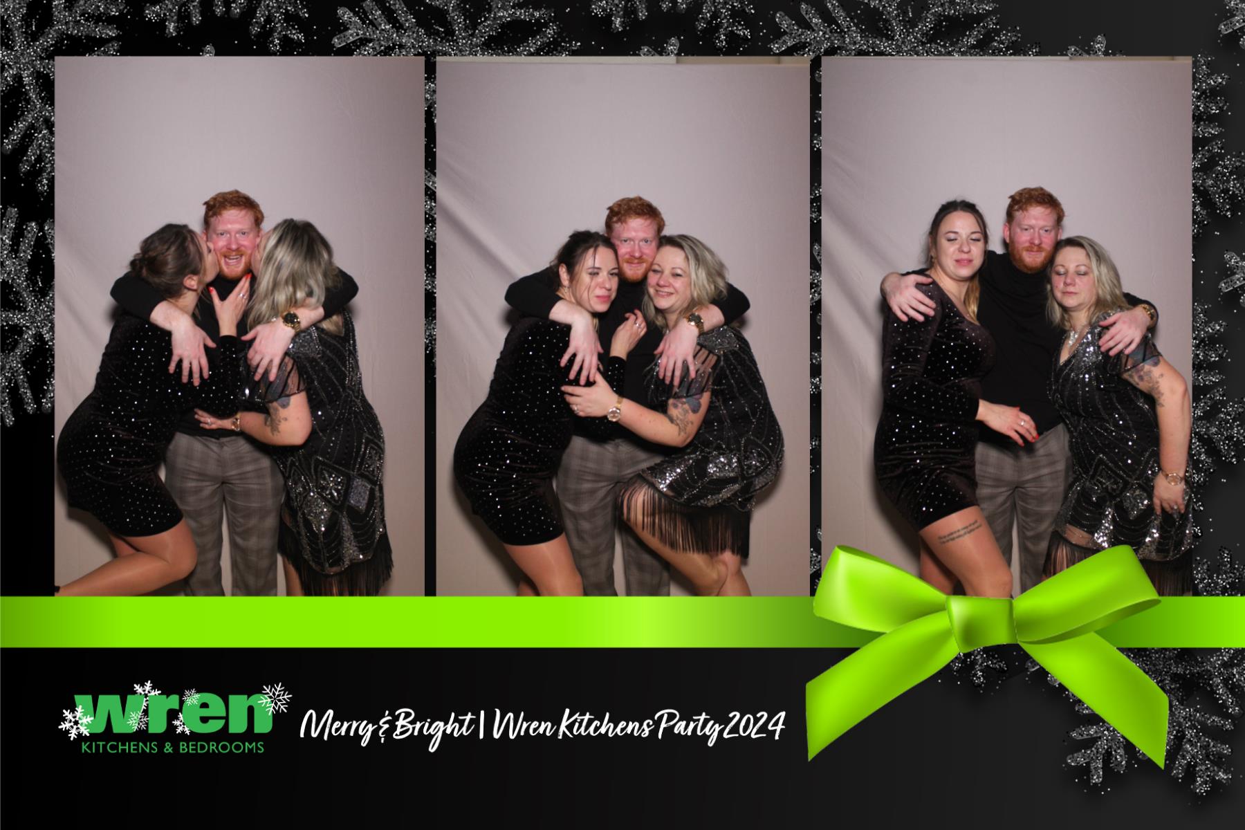 Wren Christmas Party  | View more photos from the event at gallery.magicimages.uk/u/MagicImages/Wren-Christmas-Party