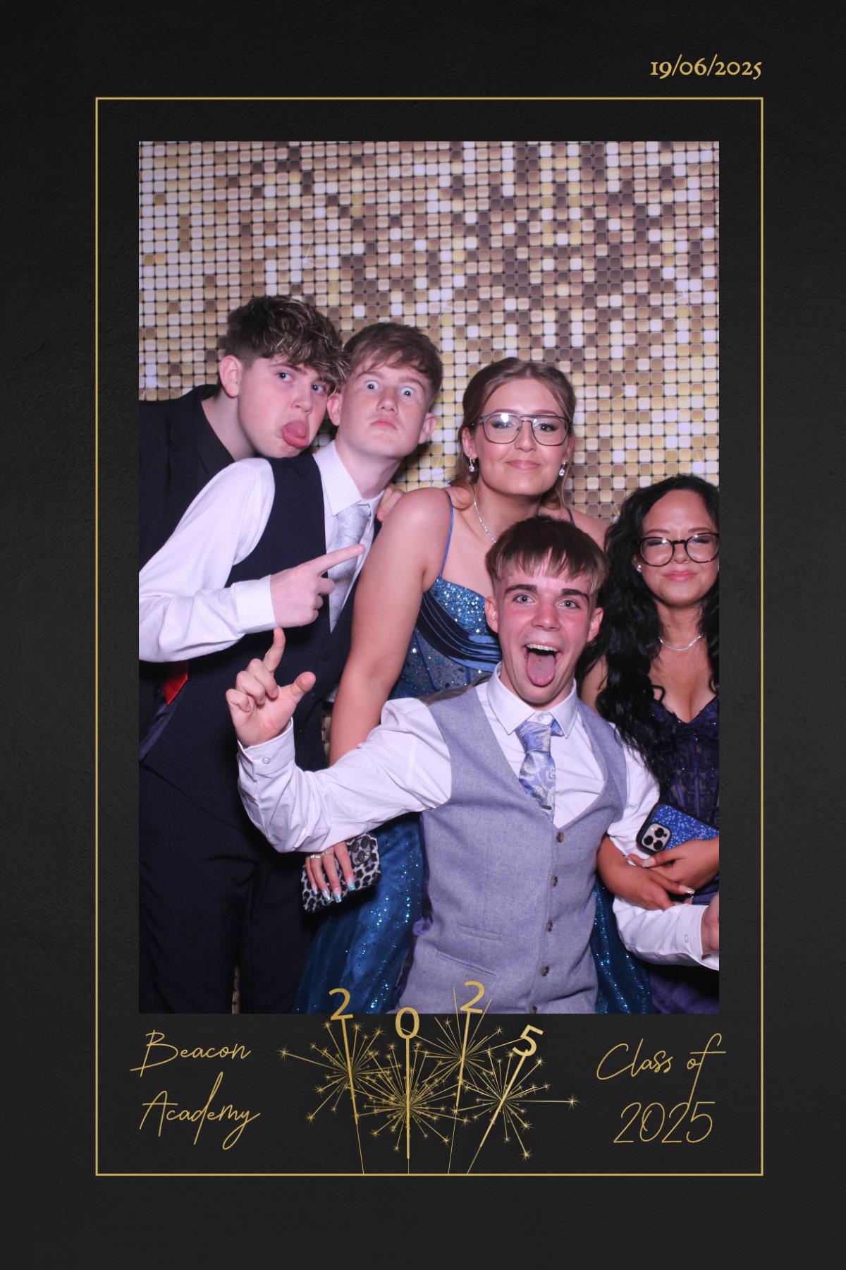 Beacon Academy Prom 2025 | View more photos from the event at gallery.magicimages.uk/u/MagicImages/Beacon-Academy-Prom-2025