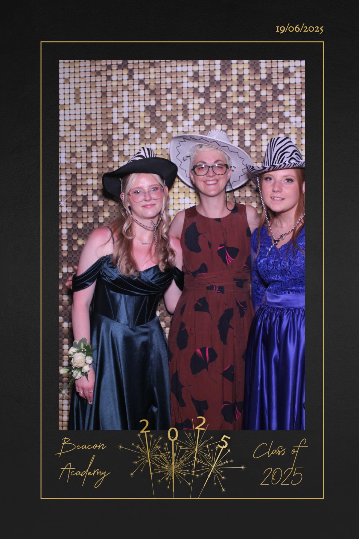 Beacon Academy Prom 2025 | View more photos from the event at gallery.magicimages.uk/u/MagicImages/Beacon-Academy-Prom-2025