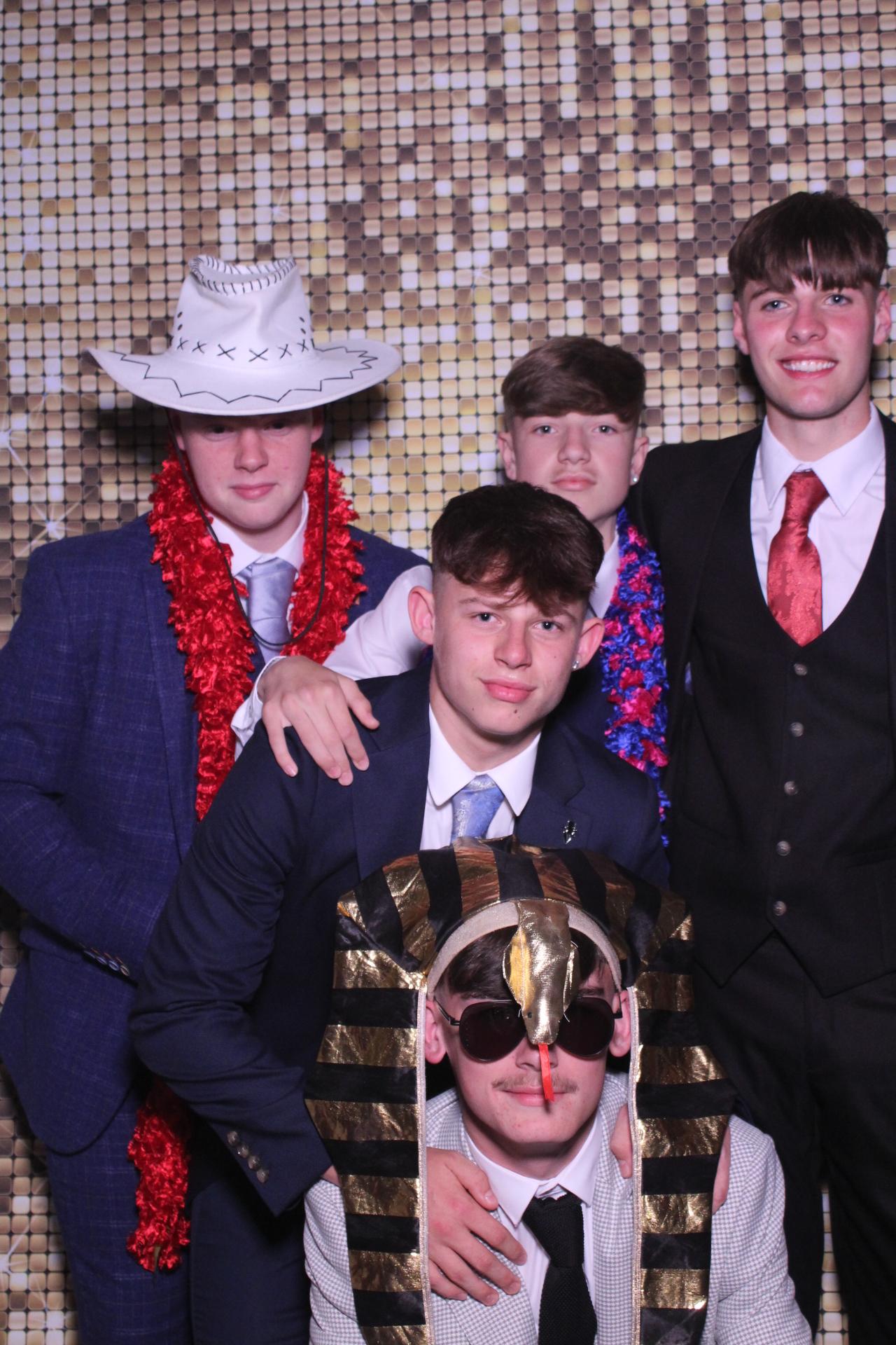 Beacon Academy Prom 2025 | View more photos from the event at gallery.magicimages.uk/u/MagicImages/Beacon-Academy-Prom-2025