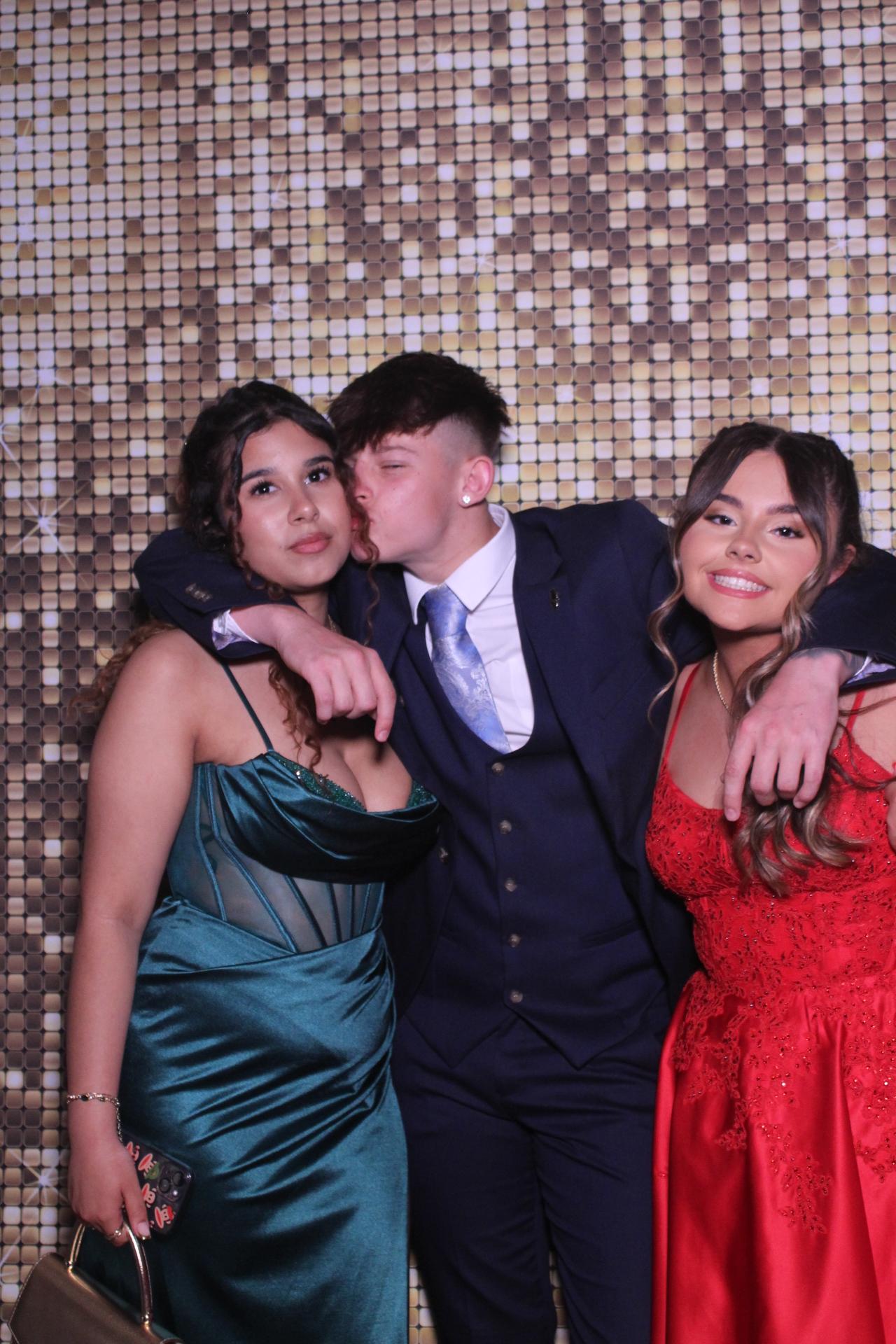 Beacon Academy Prom 2025 | View more photos from the event at gallery.magicimages.uk/u/MagicImages/Beacon-Academy-Prom-2025