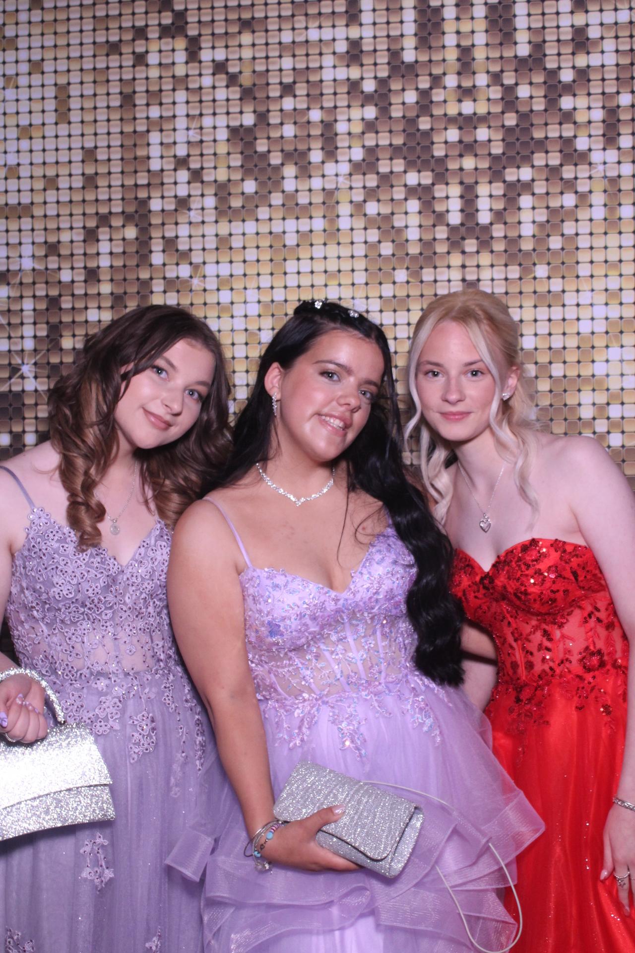 Beacon Academy Prom 2025 | View more photos from the event at gallery.magicimages.uk/u/MagicImages/Beacon-Academy-Prom-2025