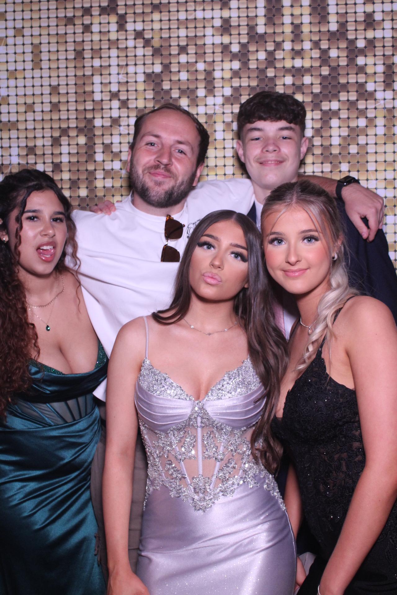 Beacon Academy Prom 2025 | View more photos from the event at gallery.magicimages.uk/u/MagicImages/Beacon-Academy-Prom-2025