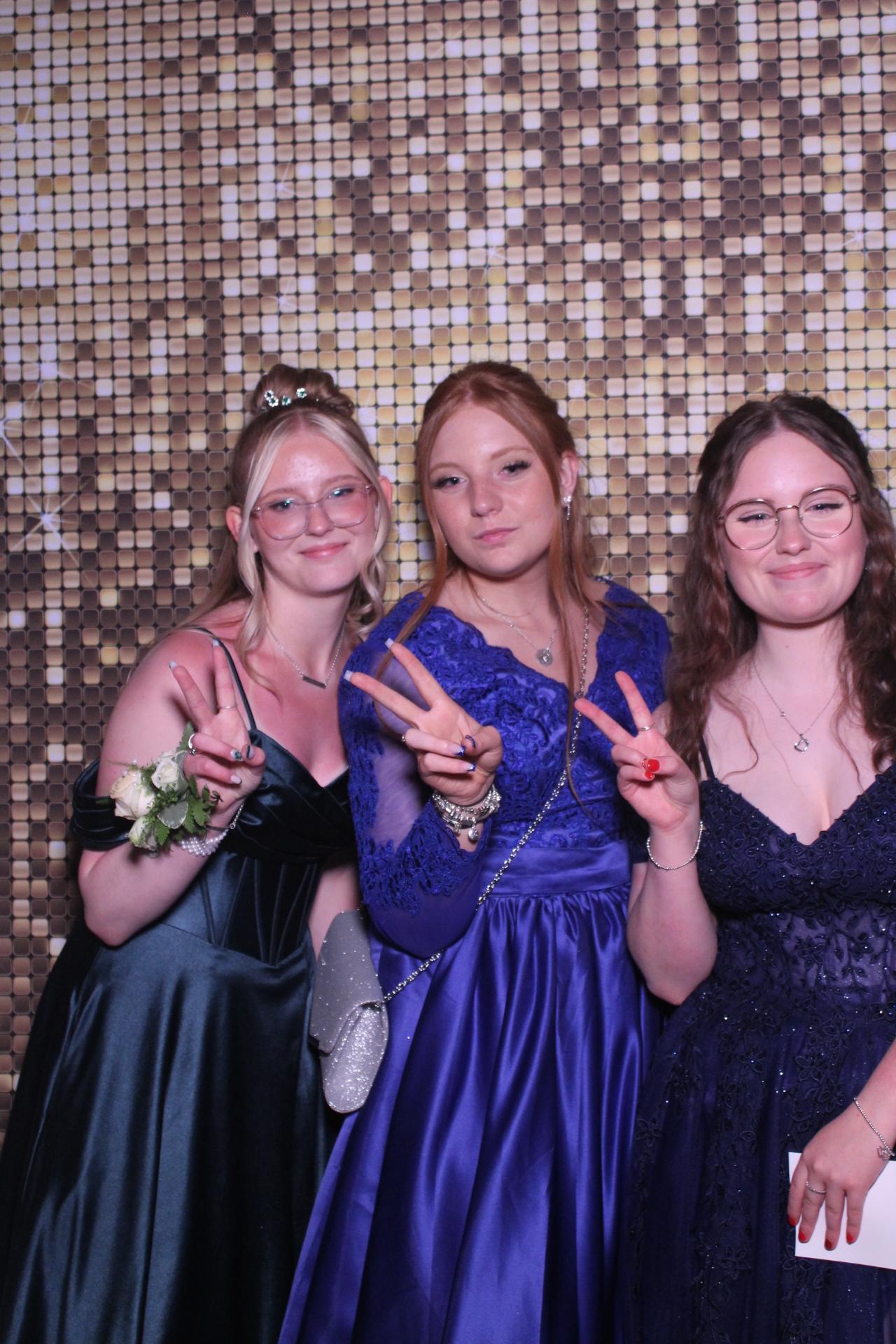 Beacon Academy Prom 2025 | View more photos from the event at gallery.magicimages.uk/u/MagicImages/Beacon-Academy-Prom-2025