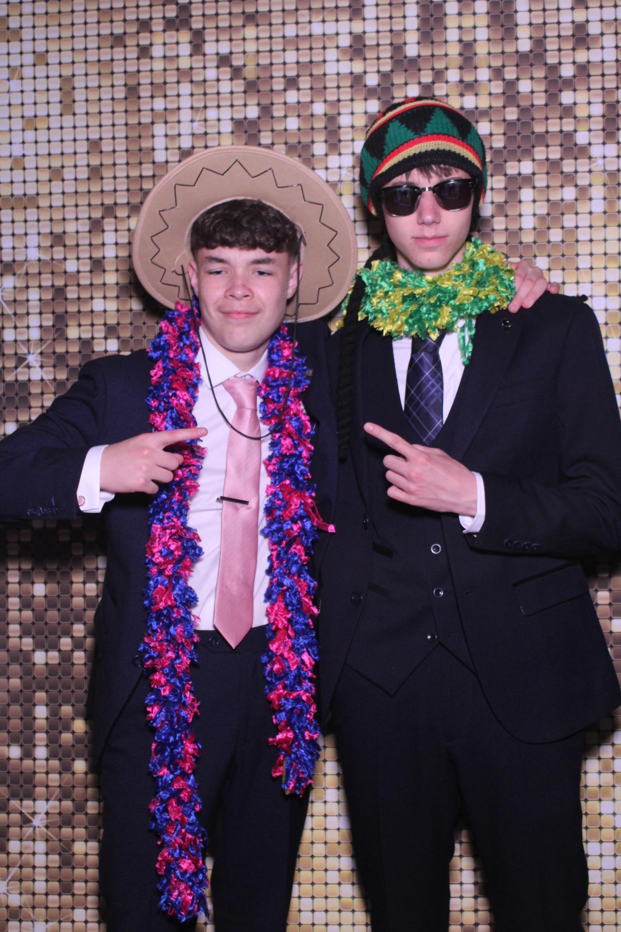 Beacon Academy Prom 2025 | View more photos from the event at gallery.magicimages.uk/u/MagicImages/Beacon-Academy-Prom-2025