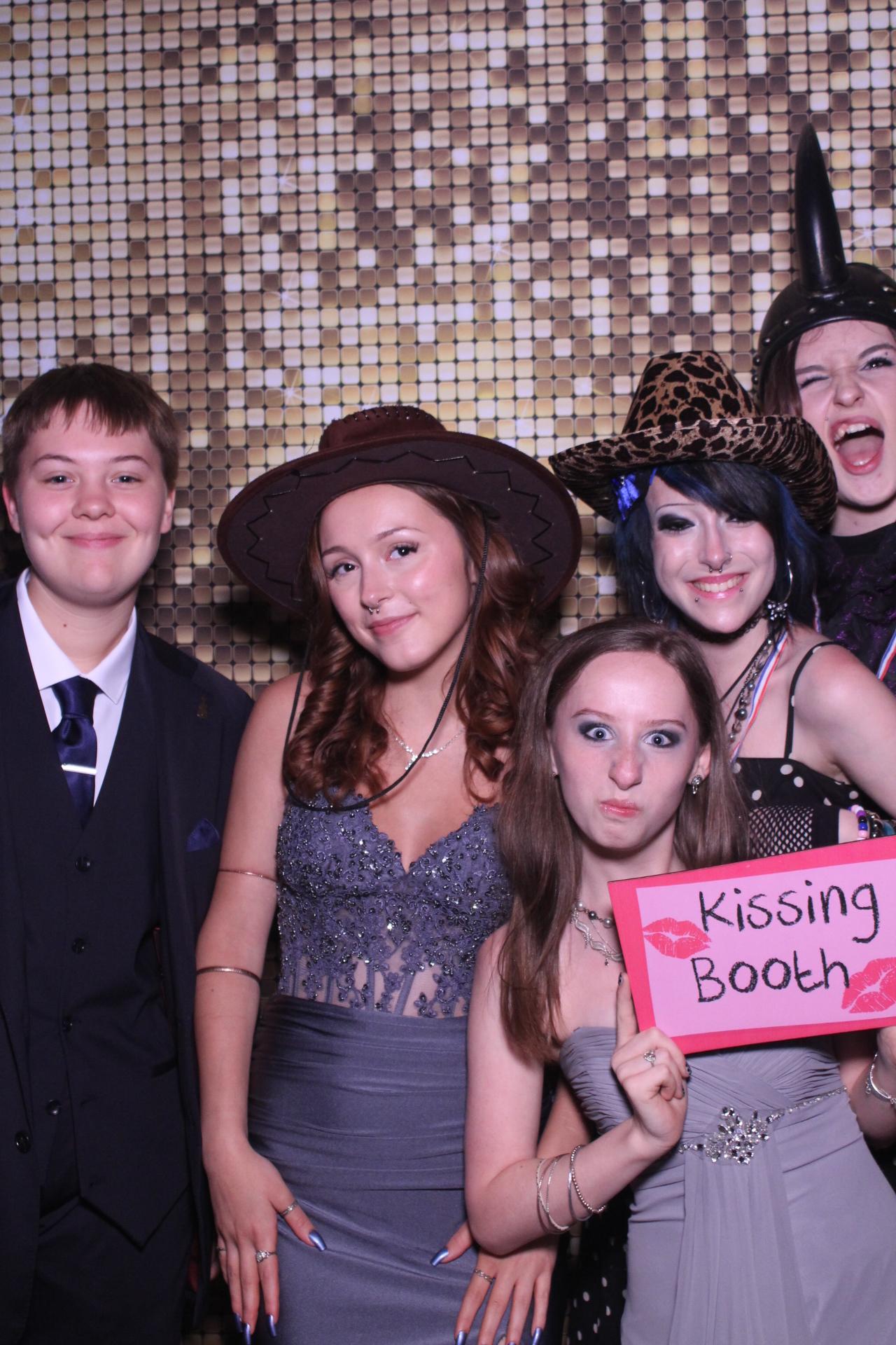 Beacon Academy Prom 2025 | View more photos from the event at gallery.magicimages.uk/u/MagicImages/Beacon-Academy-Prom-2025