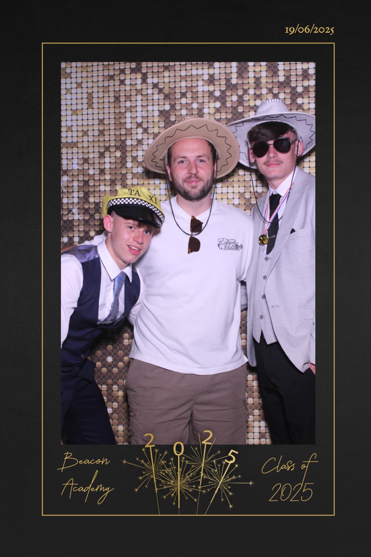 Beacon Academy Prom 2025 | View more photos from the event at gallery.magicimages.uk/u/MagicImages/Beacon-Academy-Prom-2025