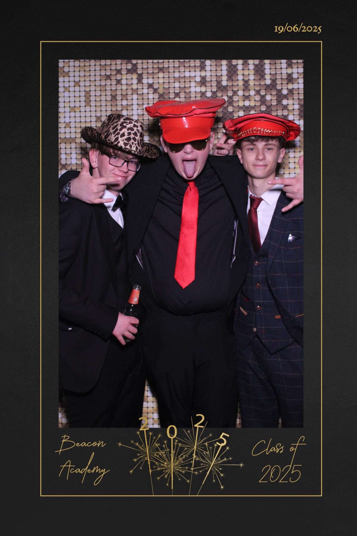 Beacon Academy Prom 2025 | View more photos from the event at gallery.magicimages.uk/u/MagicImages/Beacon-Academy-Prom-2025