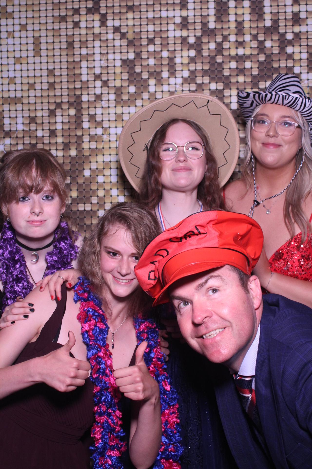 Beacon Academy Prom 2025 | View more photos from the event at gallery.magicimages.uk/u/MagicImages/Beacon-Academy-Prom-2025