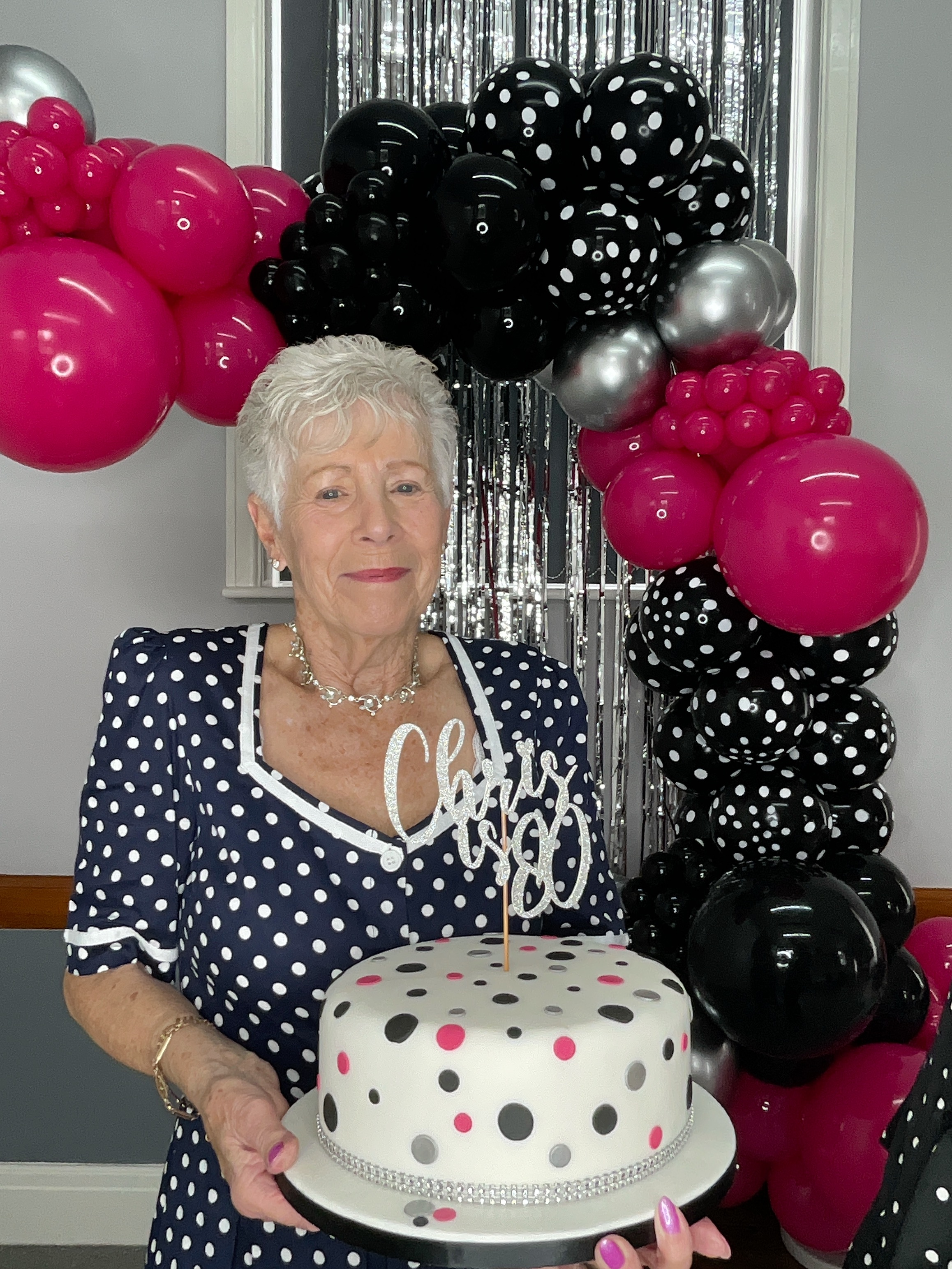 Christine’s 80th Birthday Bash! | View more photos from the event at gallery.magicimages.uk/u/MagicImages/Christine’s-80th-Birthday-Bash