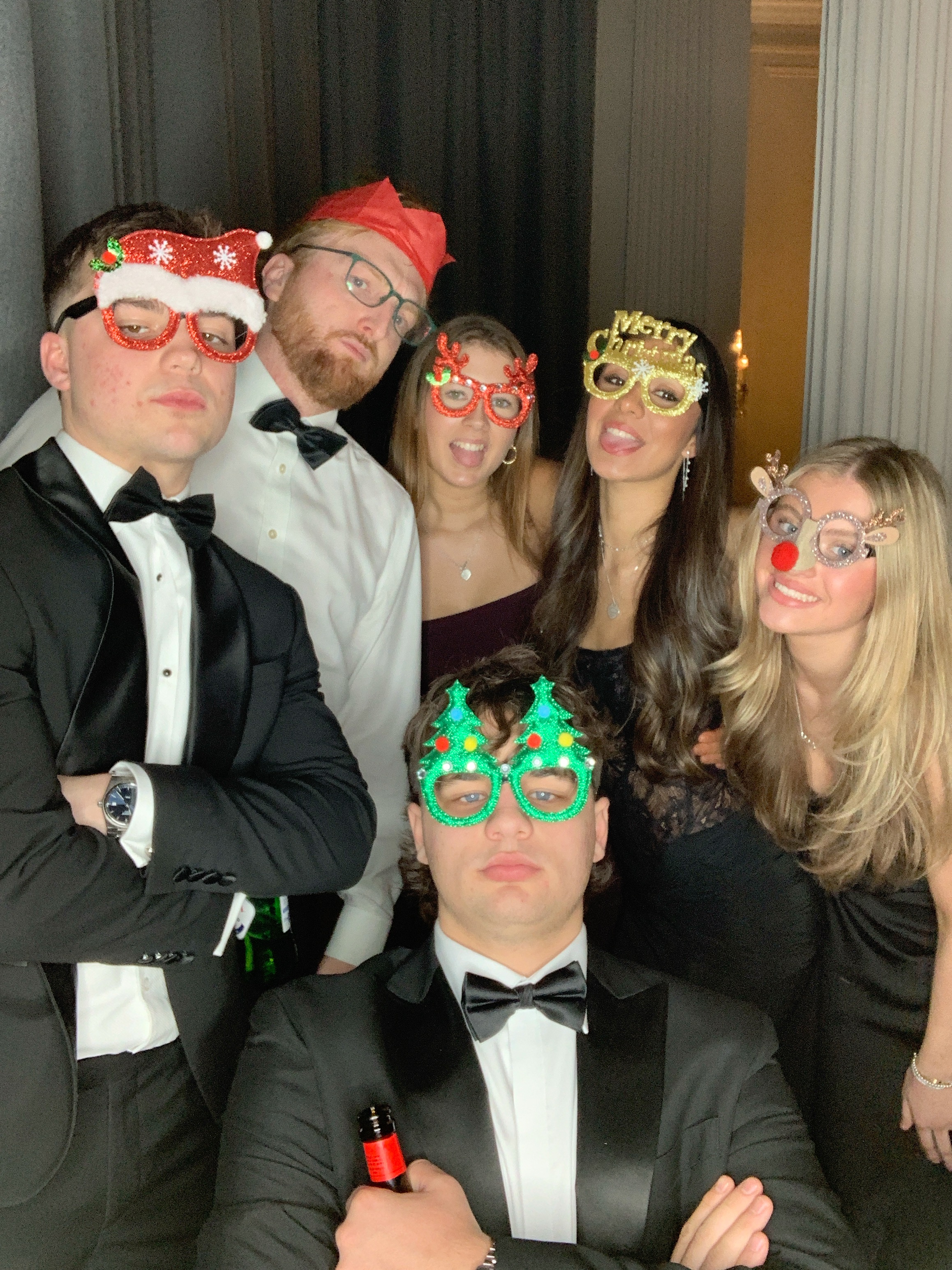 Christmas Party Nights  | View more photos from the event at gallery.magicimages.uk/u/MagicImages/Christmas-Party-Nights-0