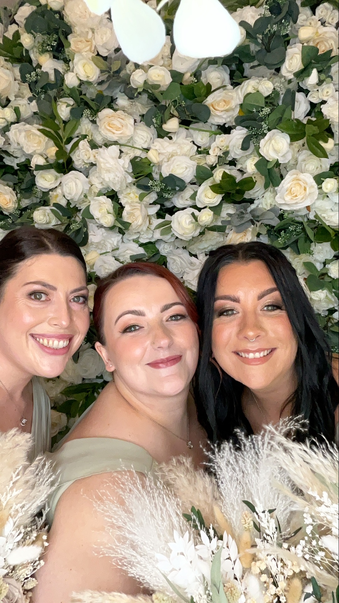 Georgia & Dom | View more photos from the event at gallery.magicimages.uk/u/MagicImages/Georgia-Dom
