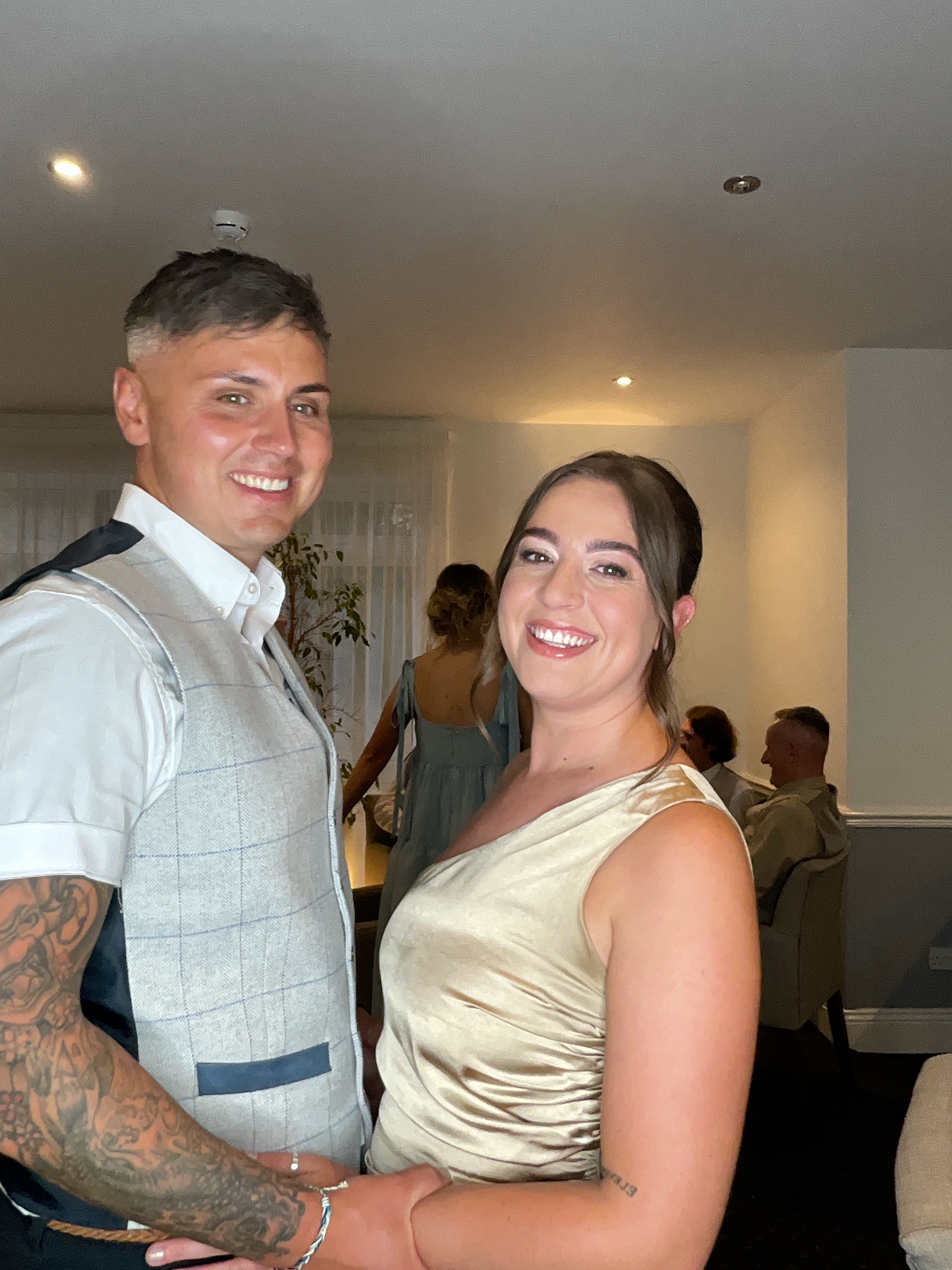 Hannah & Alex  | View more photos from the event at gallery.magicimages.uk/u/MagicImages/Hannah-Alex