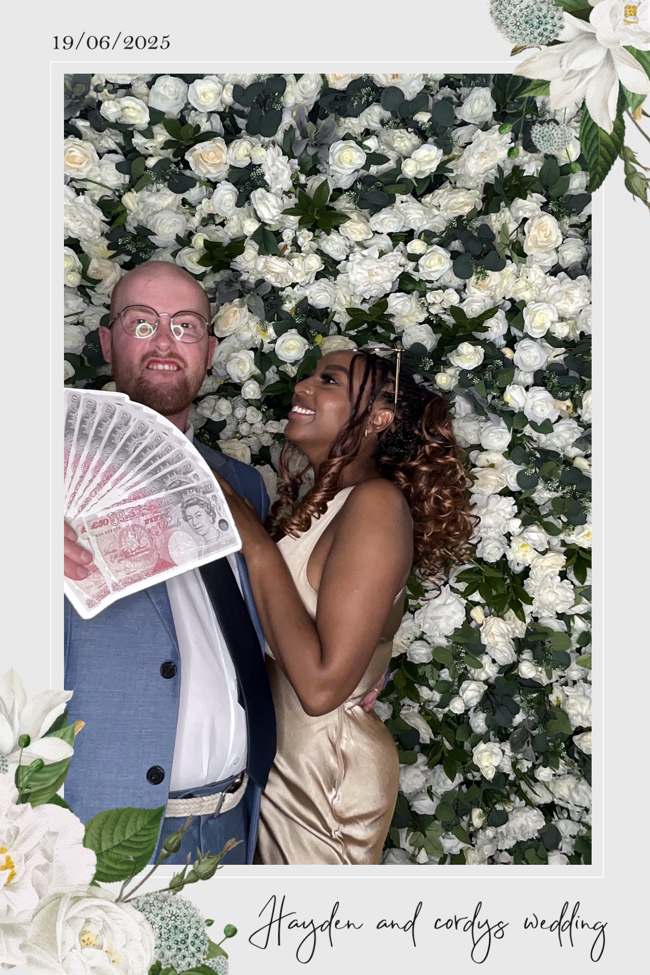 Hayden & Cordys Photo booth  | View more photos from the event at gallery.magicimages.uk/u/MagicImages/Hayden-Cordys-Photo-booth