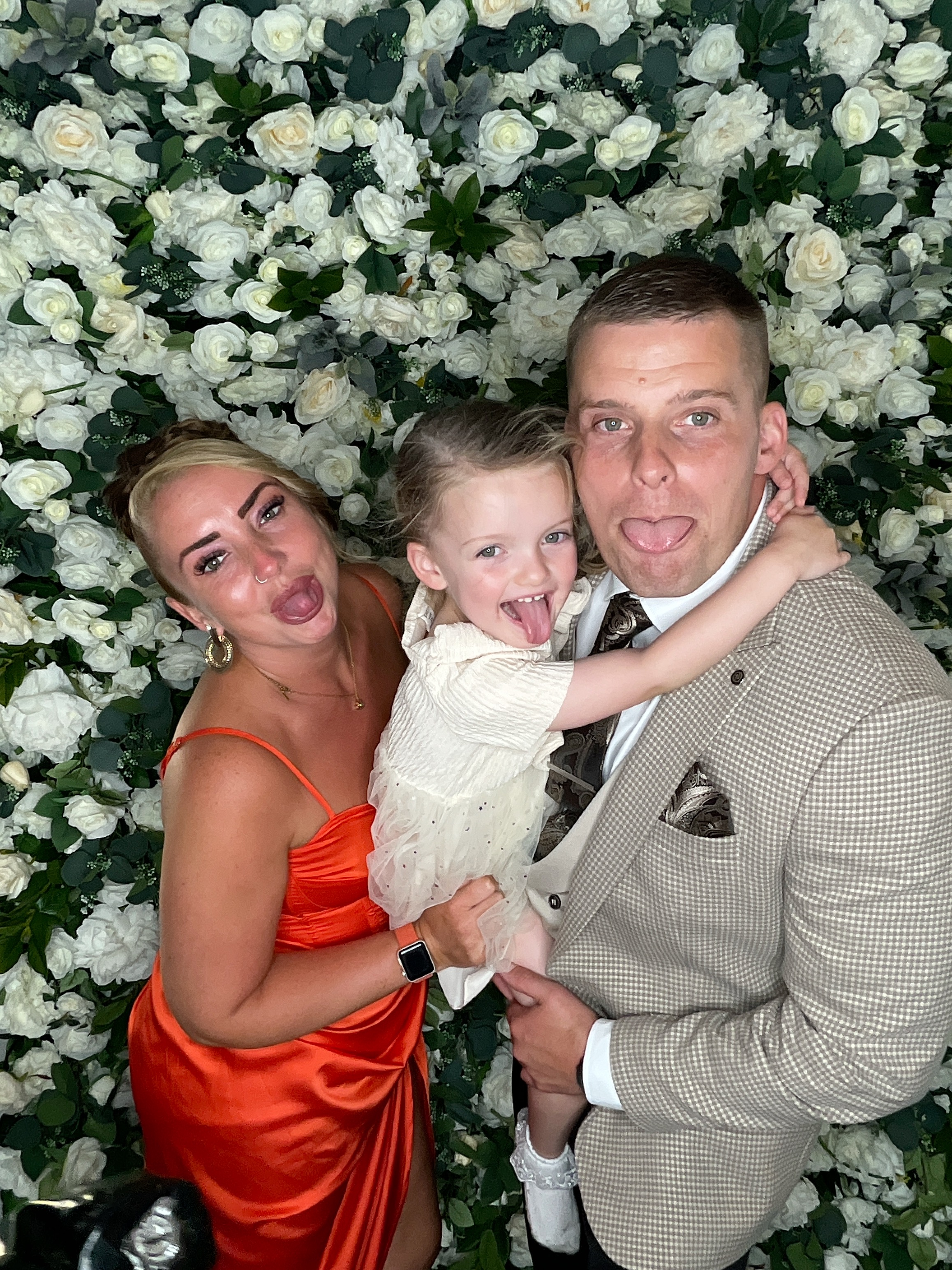 Hayden & Cordys Photo booth  | View more photos from the event at gallery.magicimages.uk/u/MagicImages/Hayden-Cordys-Photo-booth