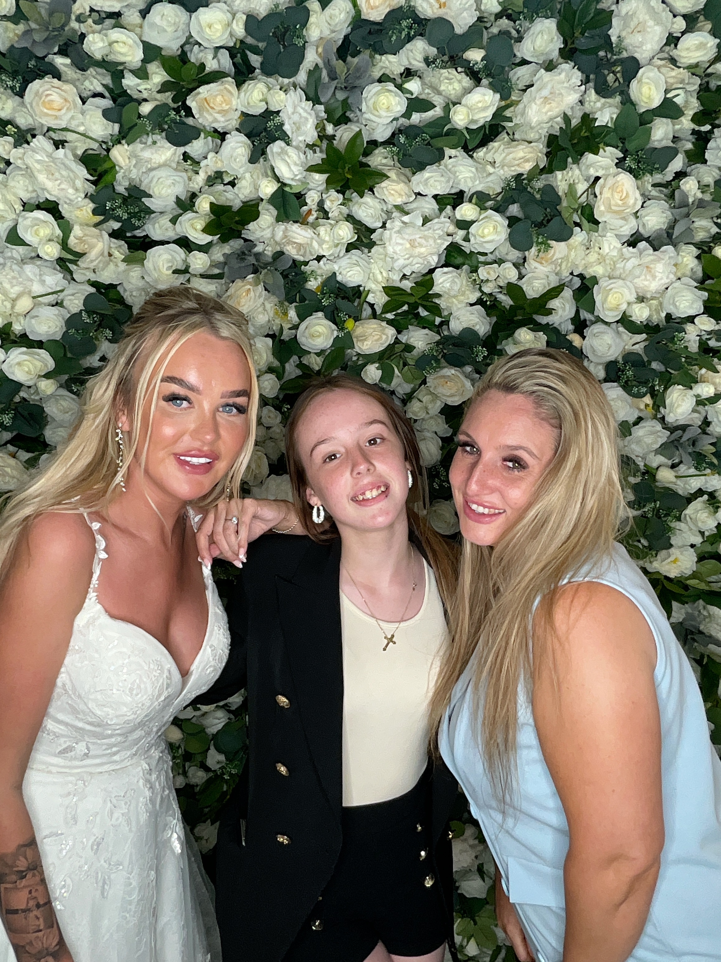 Hayden & Cordys Photo booth  | View more photos from the event at gallery.magicimages.uk/u/MagicImages/Hayden-Cordys-Photo-booth