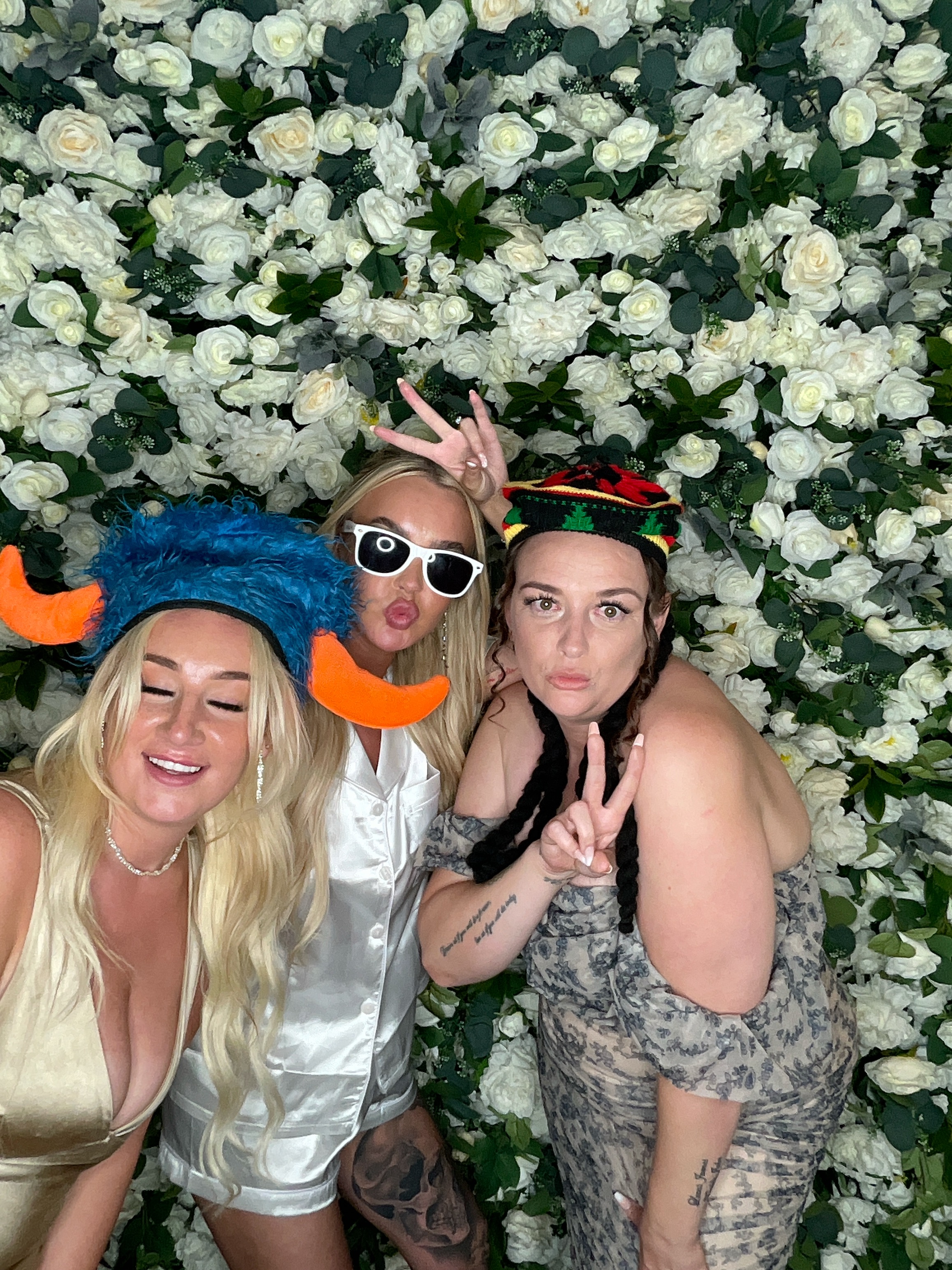 Hayden & Cordys Photo booth  | View more photos from the event at gallery.magicimages.uk/u/MagicImages/Hayden-Cordys-Photo-booth