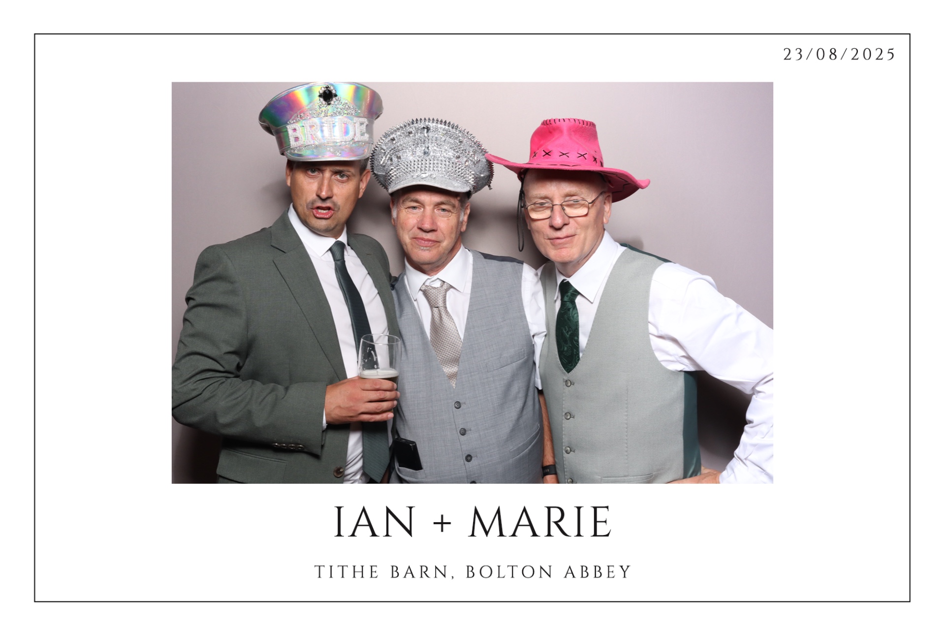 Ian & Marie  | View more photos from the event at gallery.magicimages.uk/u/MagicImages/Ian-Marie