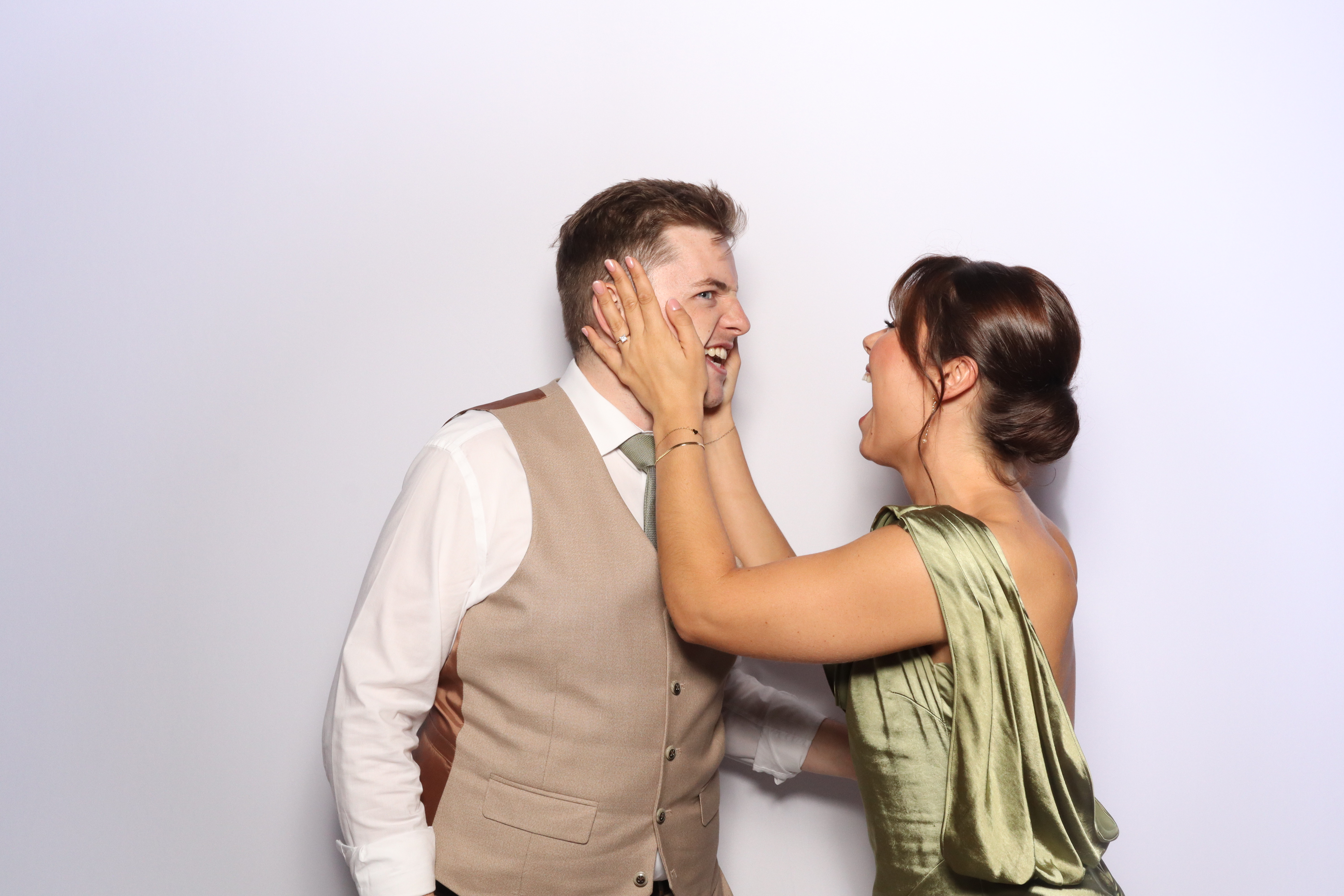 Joel & Jasmine  | View more photos from the event at gallery.magicimages.uk/u/MagicImages/Joel-Jasmine