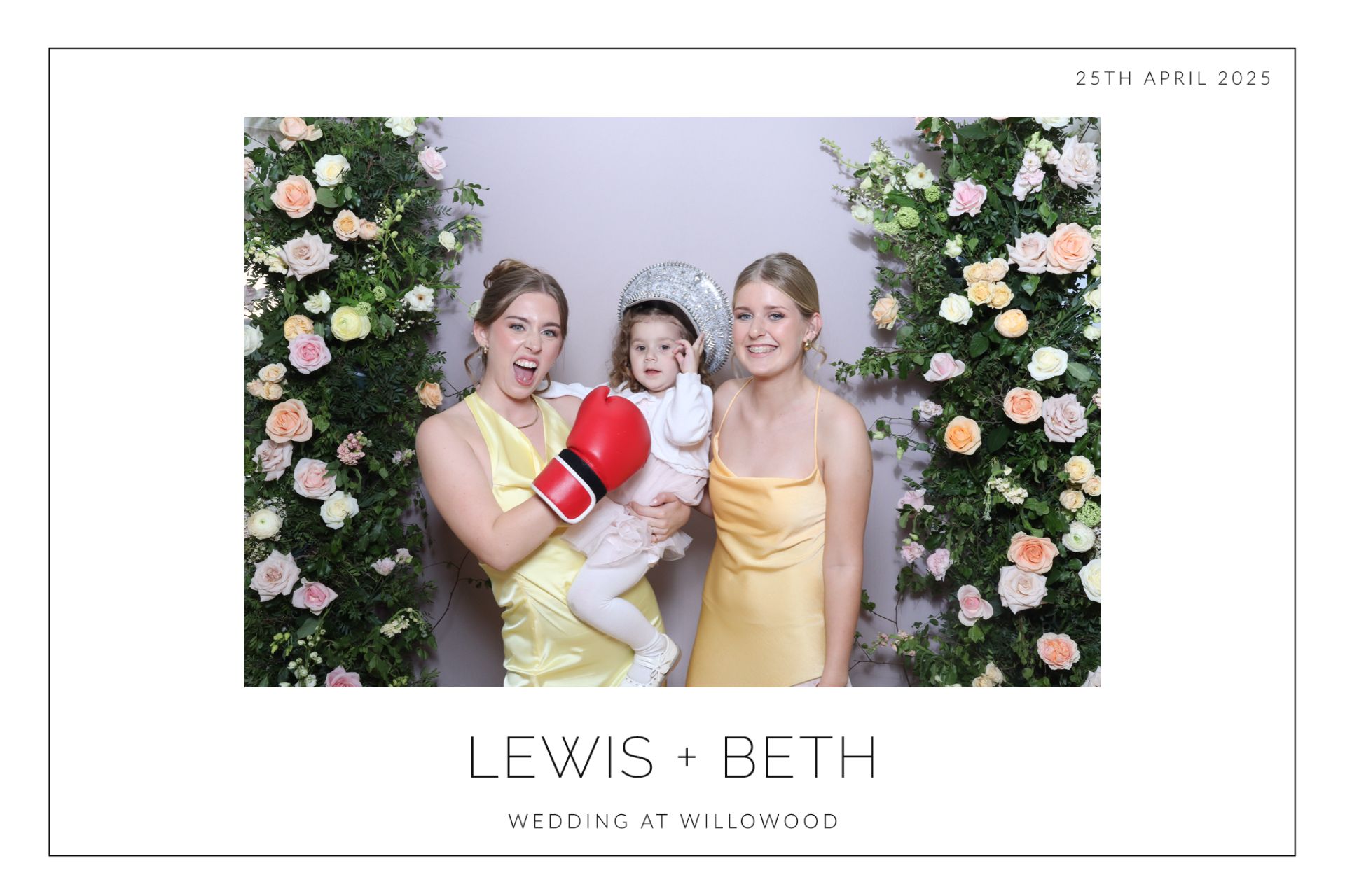 Lewis & Beth  | View more photos from the event at gallery.magicimages.uk/u/MagicImages/Lewis-Beth