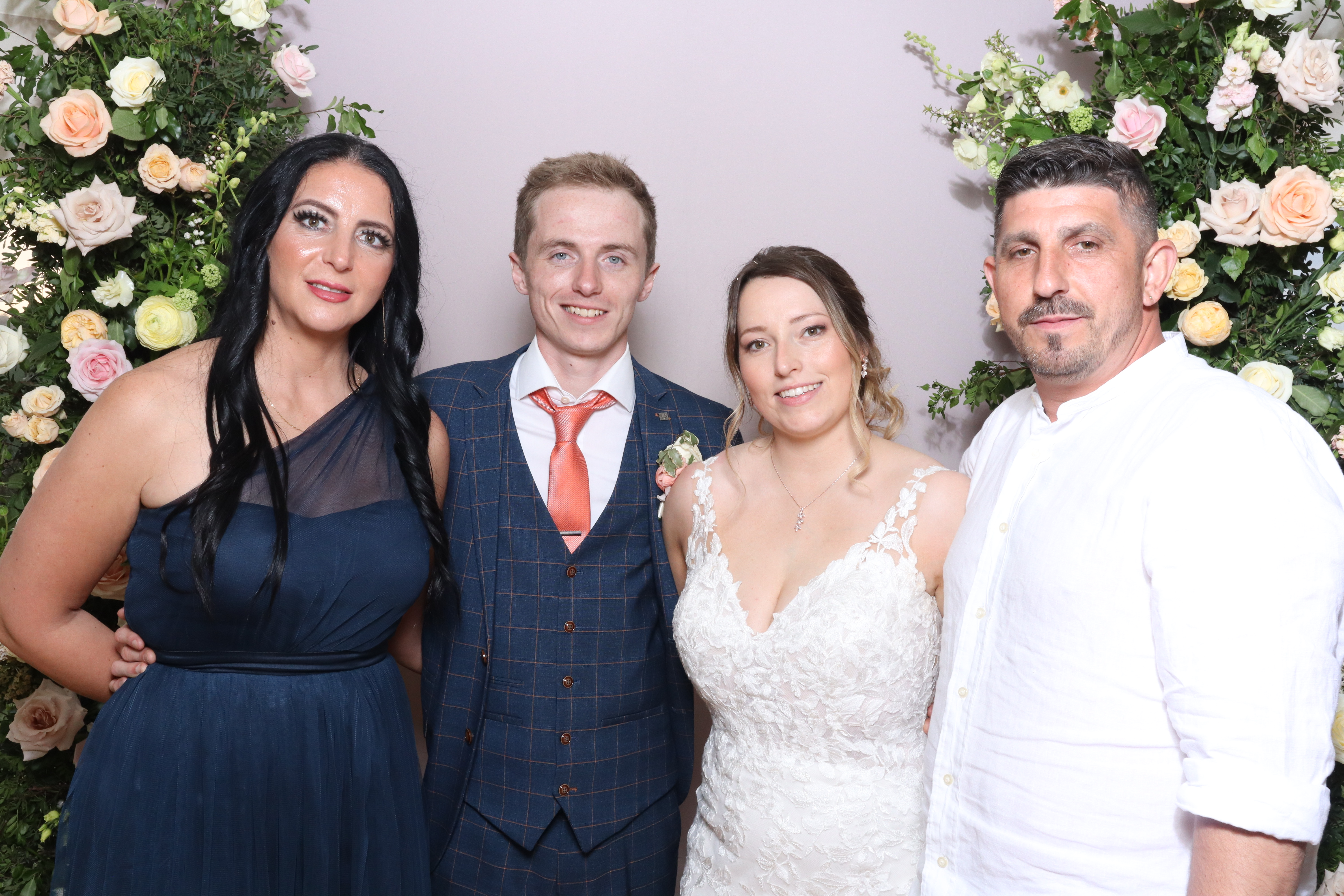 Lewis & Beth  | View more photos from the event at gallery.magicimages.uk/u/MagicImages/Lewis-Beth