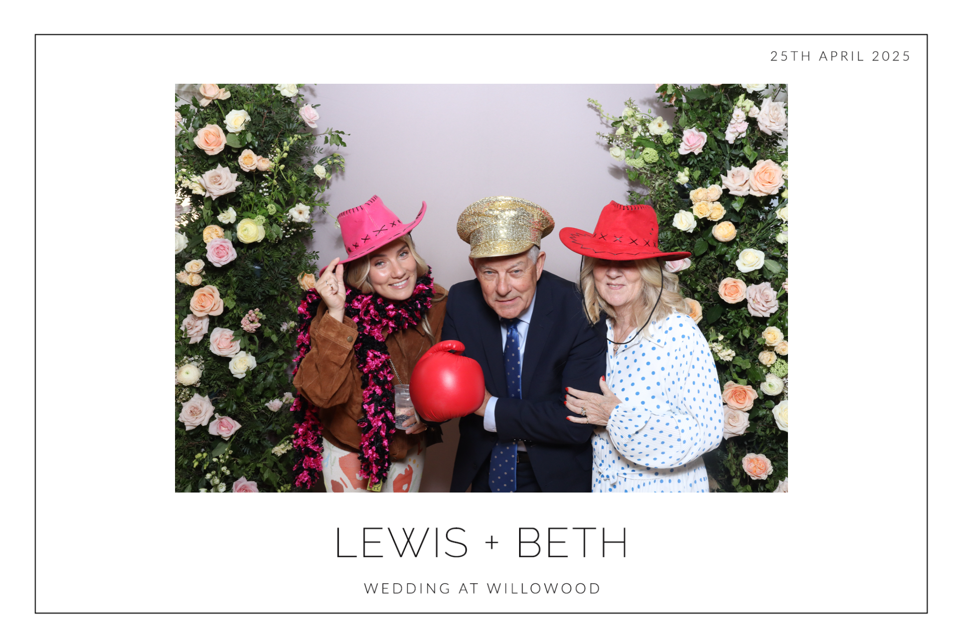 Lewis & Beth  | View more photos from the event at gallery.magicimages.uk/u/MagicImages/Lewis-Beth