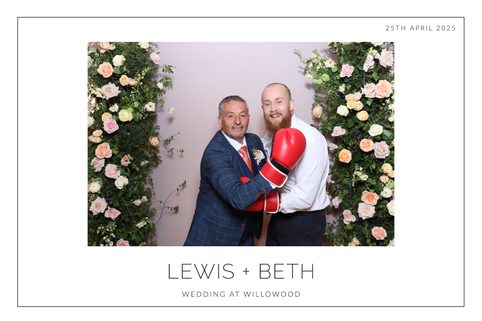 Lewis & Beth  | View more photos from the event at gallery.magicimages.uk/u/MagicImages/Lewis-Beth