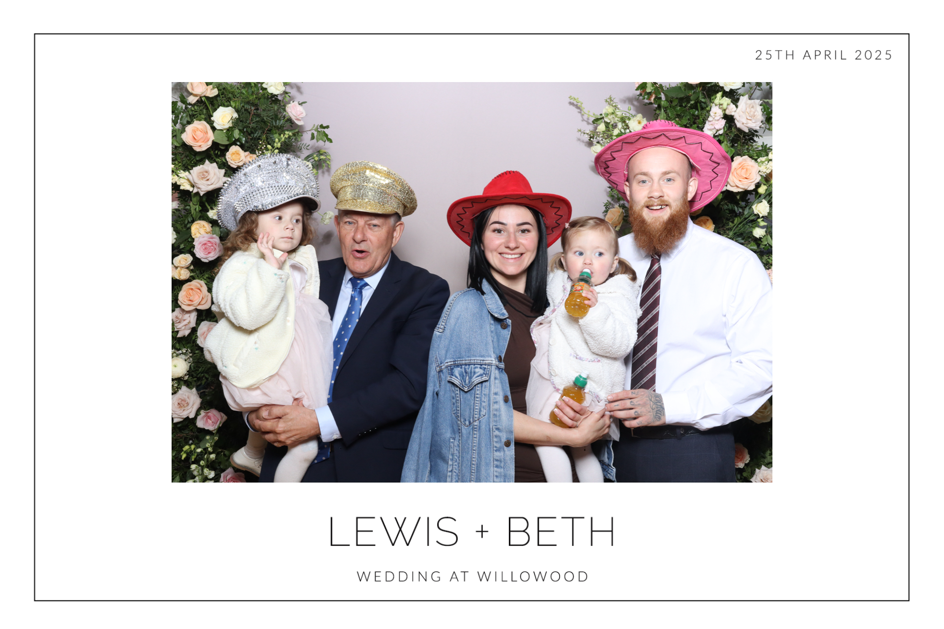 Lewis & Beth  | View more photos from the event at gallery.magicimages.uk/u/MagicImages/Lewis-Beth
